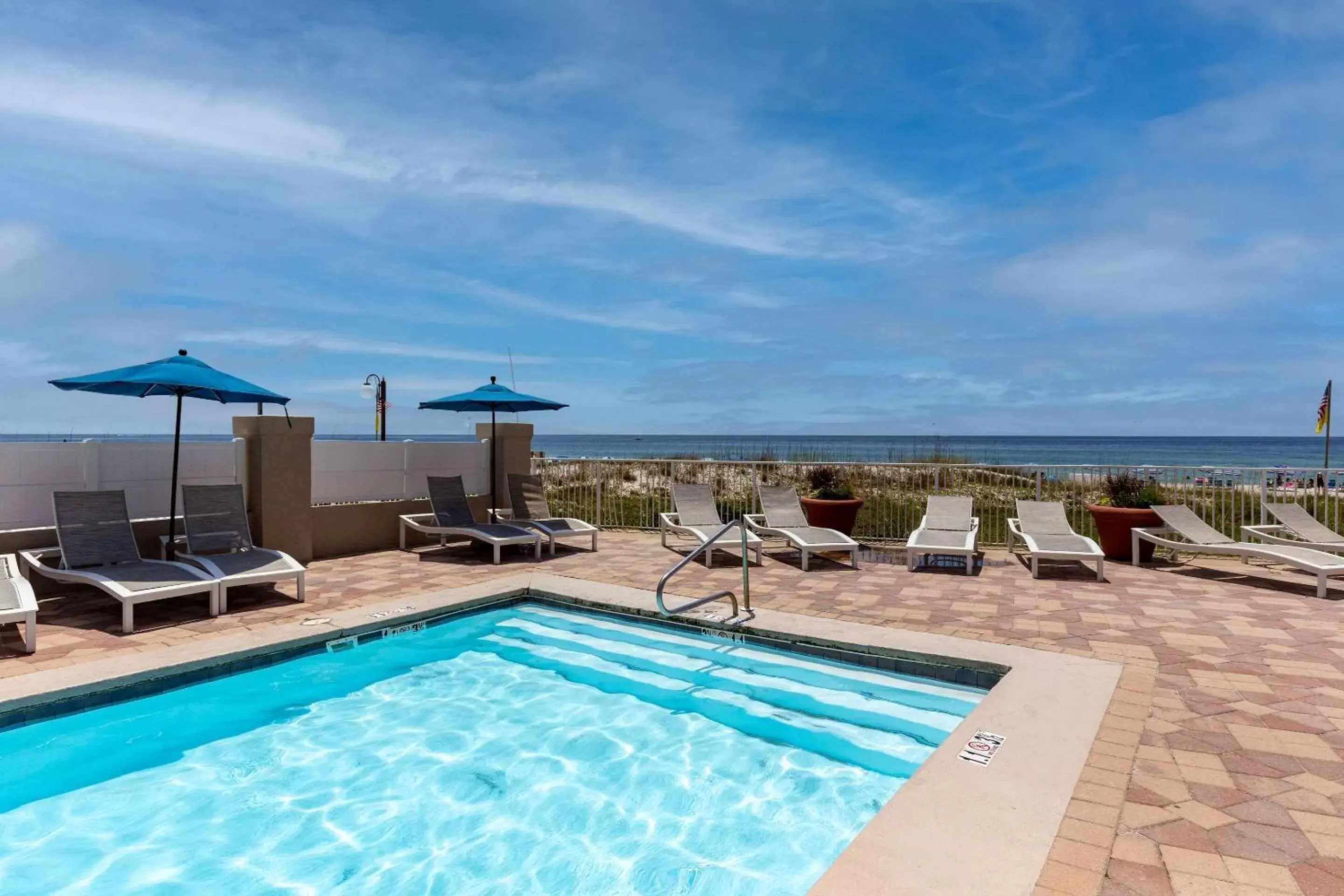 Pool view, Swimming Pool in Sleep Inn on the Beach