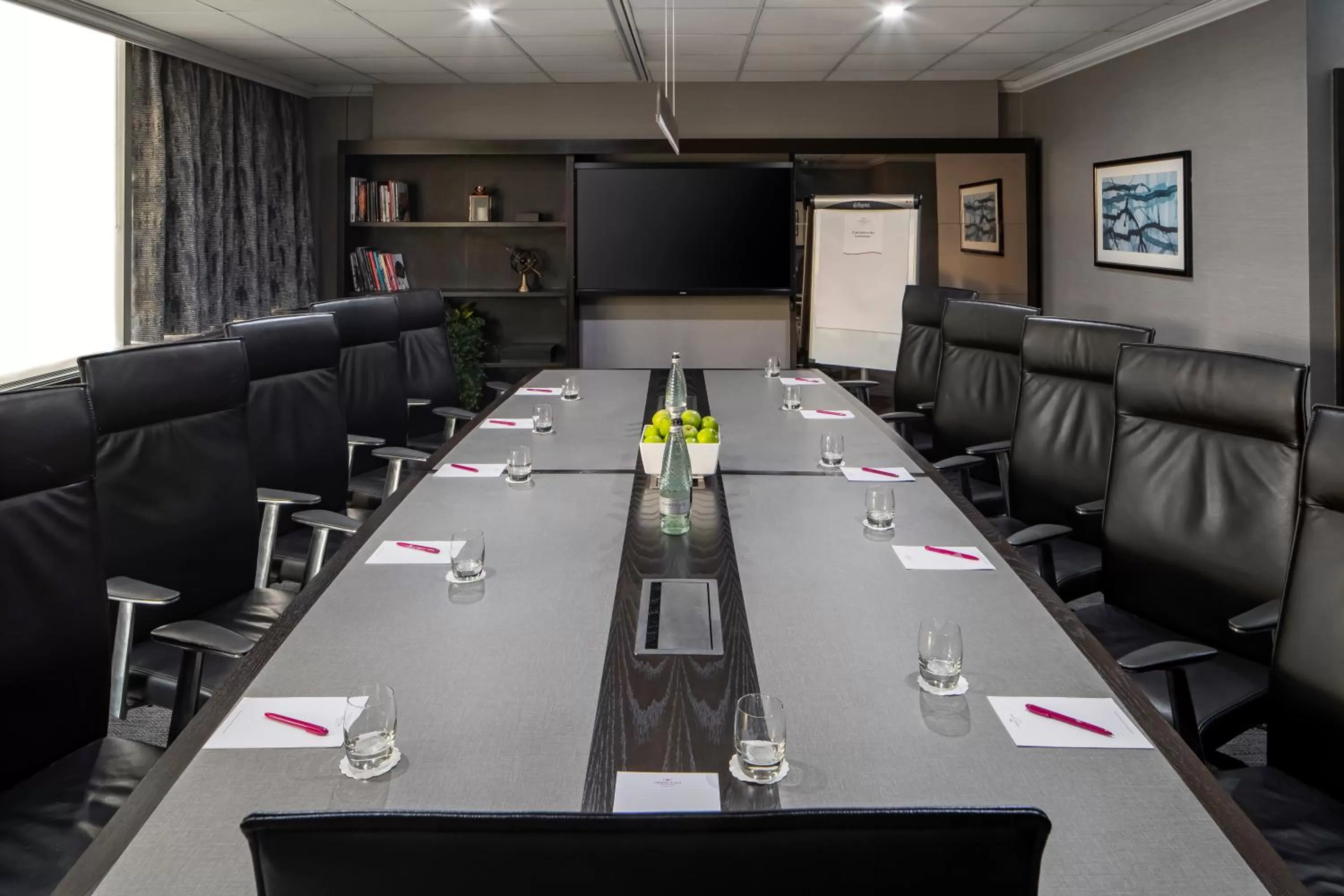 Meeting/conference room in Crowne Plaza Harrogate by IHG
