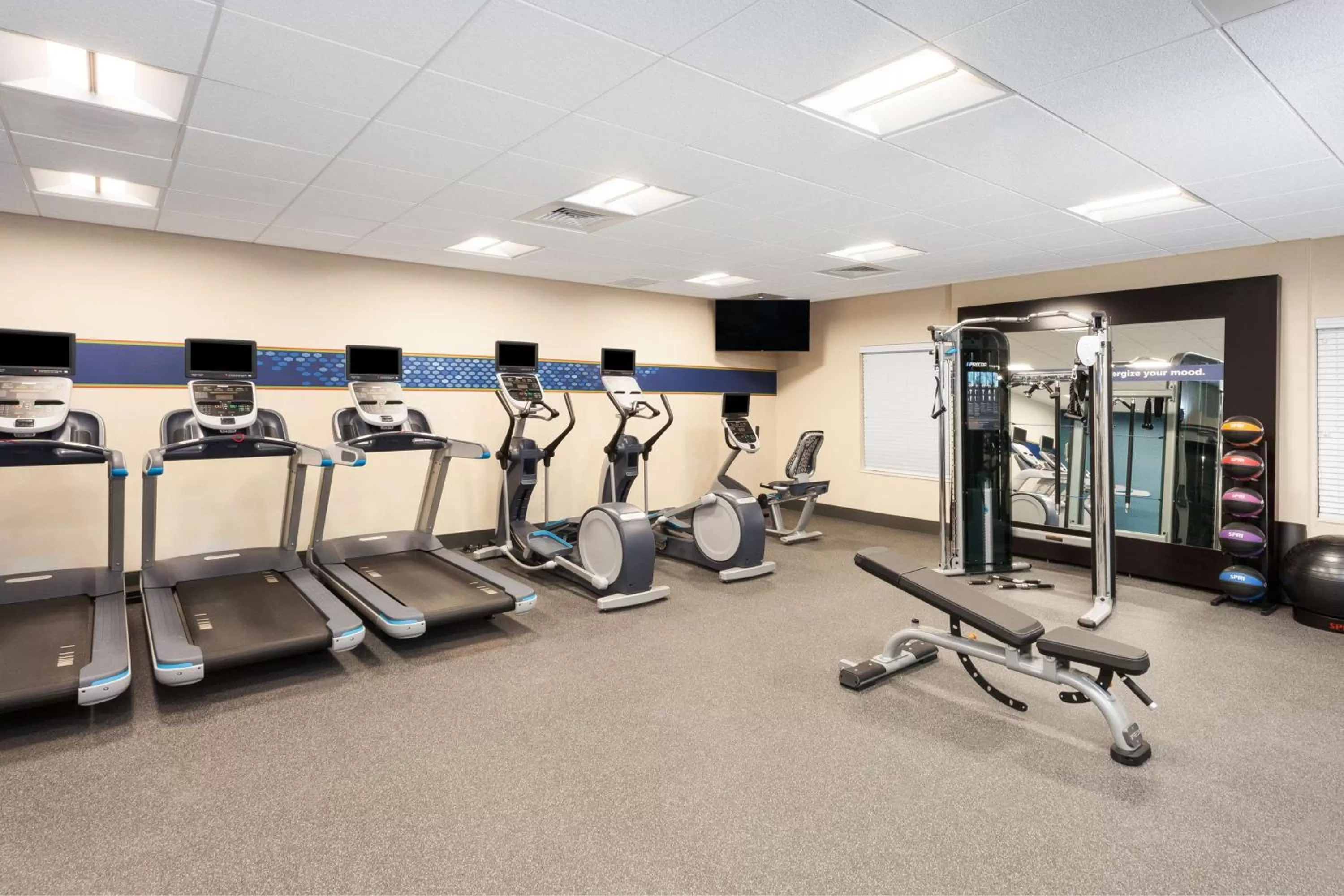 Fitness centre/facilities in Hampton Inn Kennebunk Kennebunkport Me