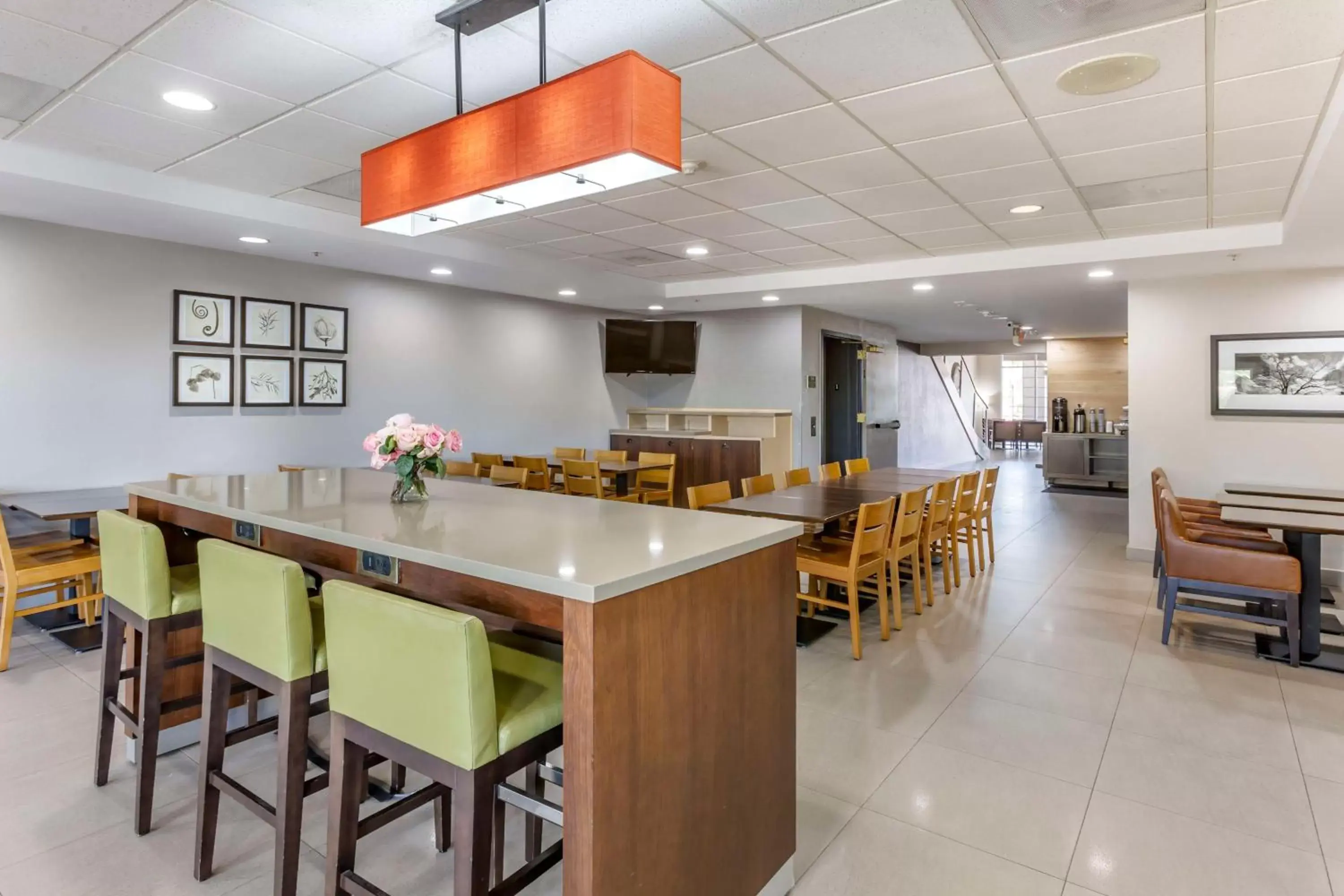 Breakfast, Restaurant/Places to Eat in Country Inn & Suites by Radisson, Mesa, AZ