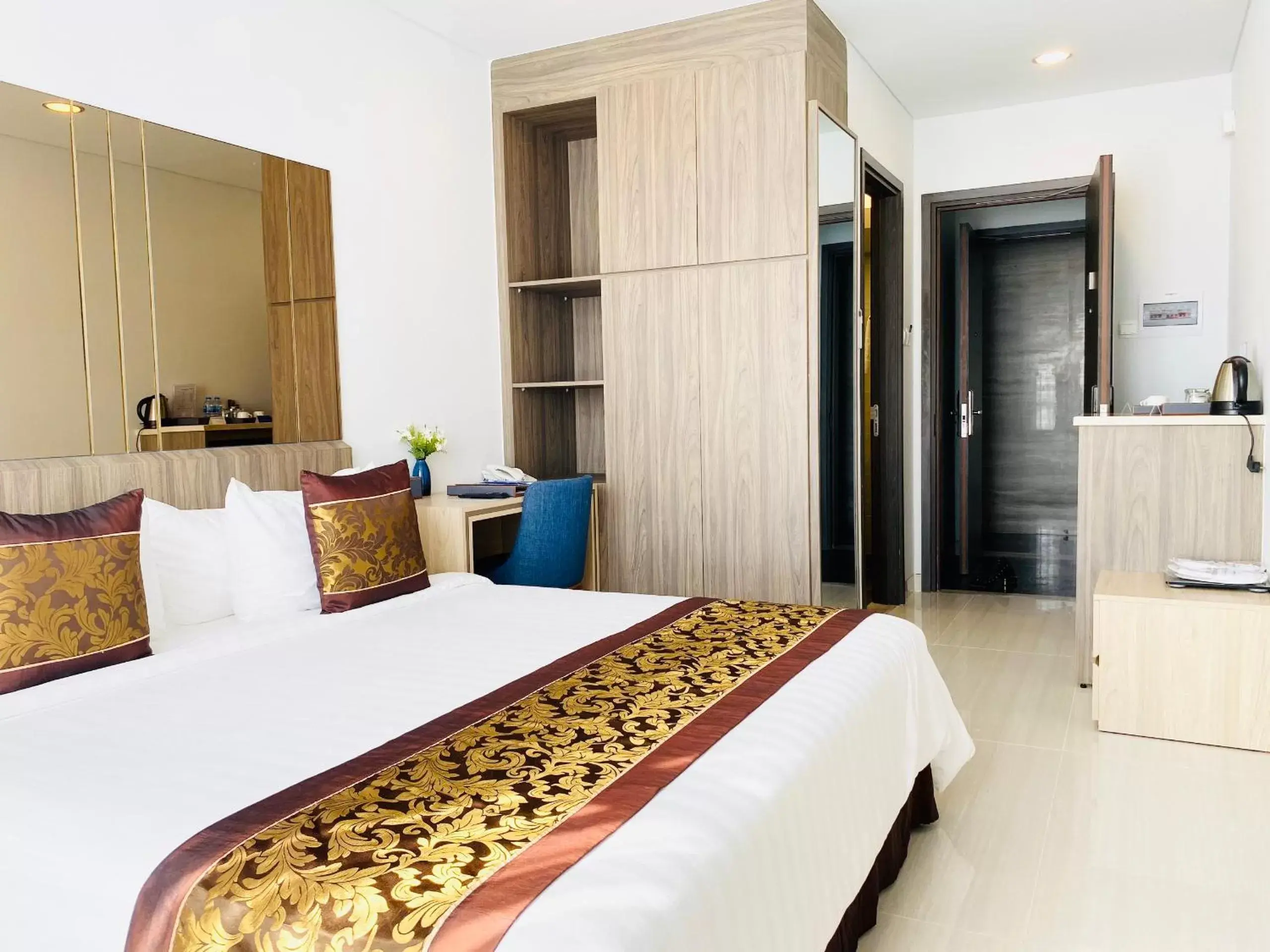 Bed in Aurora Western Village Bed in Aurora Western Village