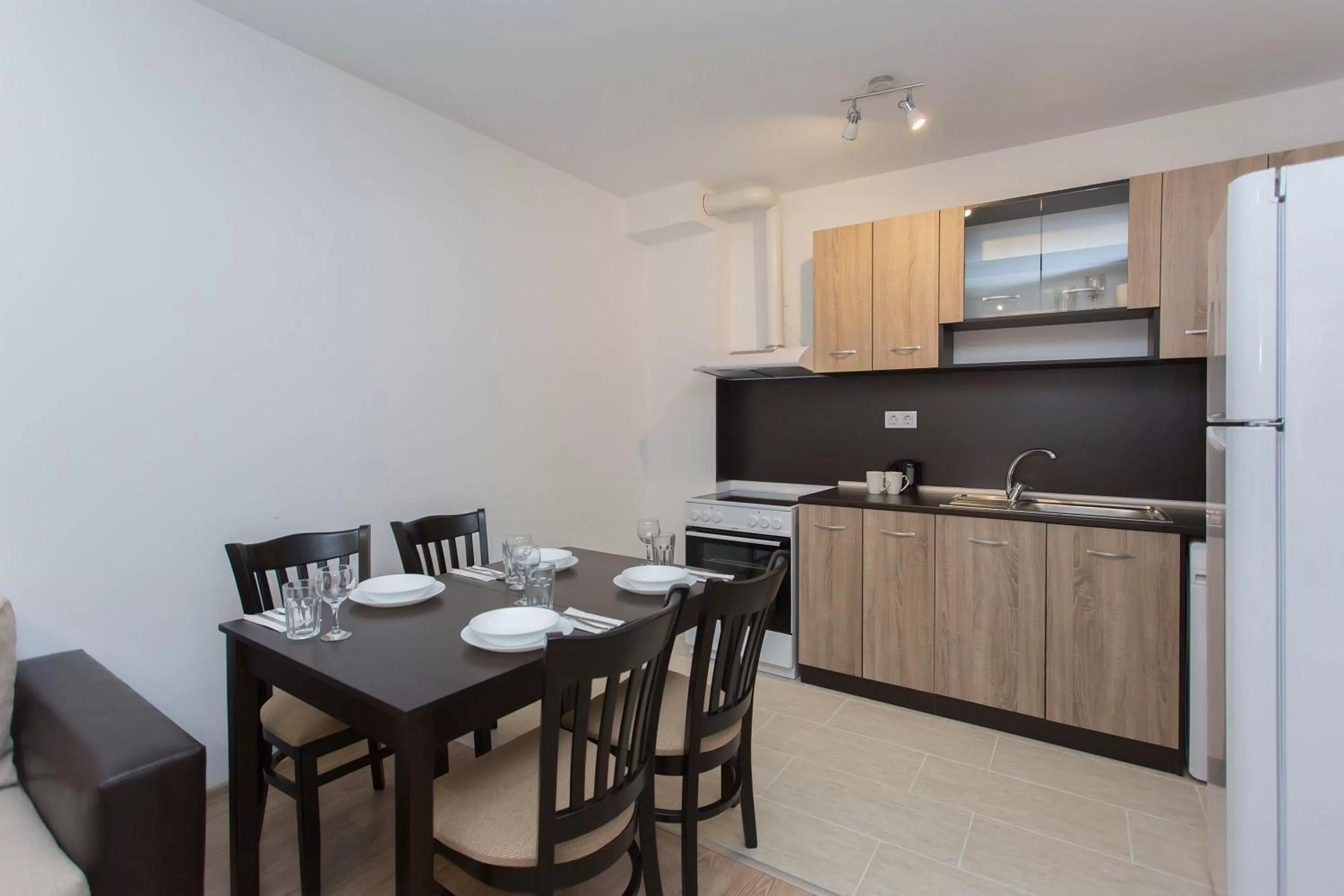 Dining area in Modern and Bright Apartments near Center - FREE PARKING