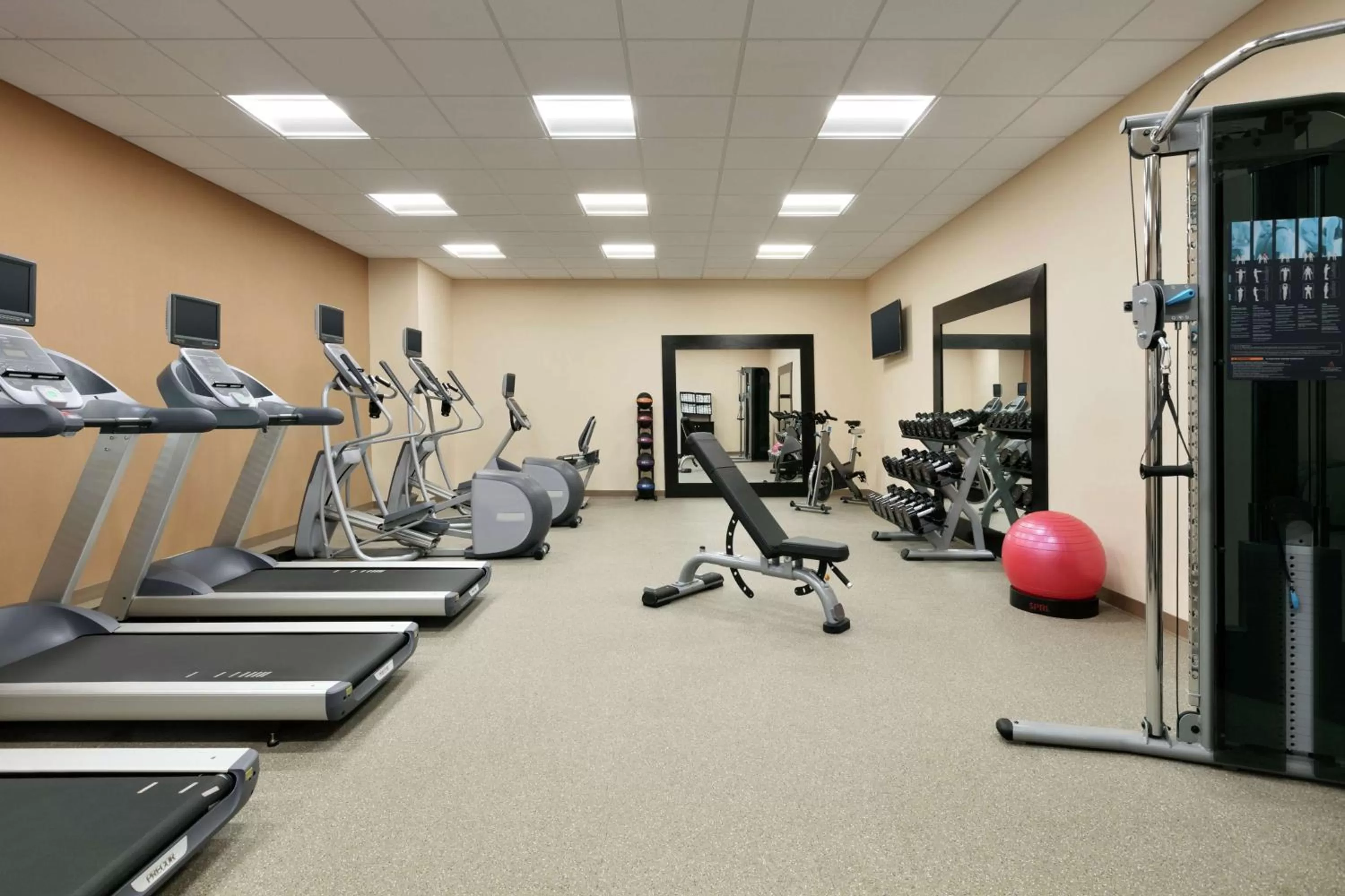 Fitness centre/facilities in Homewood Suites By Hilton Hartford Manchester