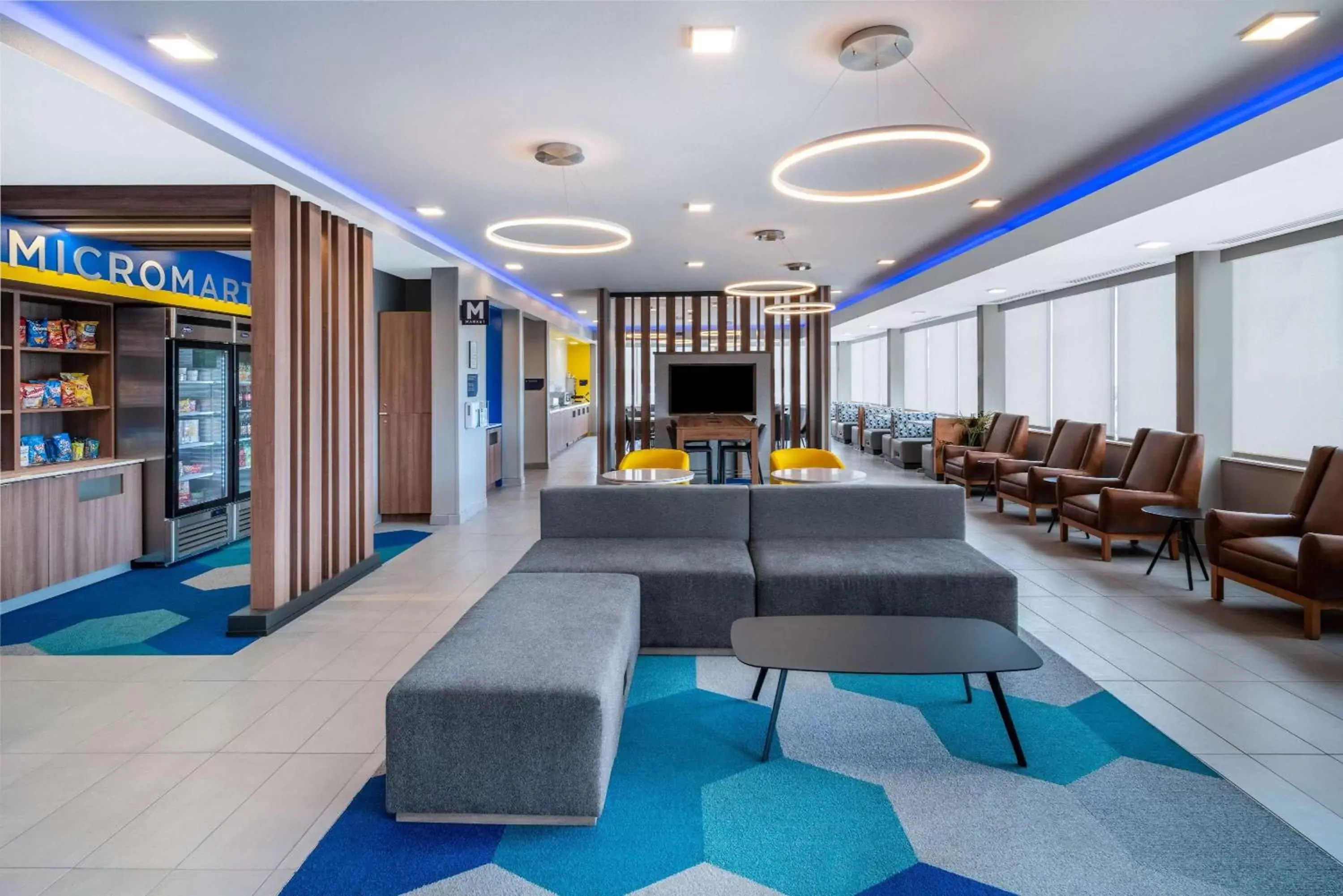 Lobby or reception in Microtel Inn & Suites by Wyndham Hot Springs