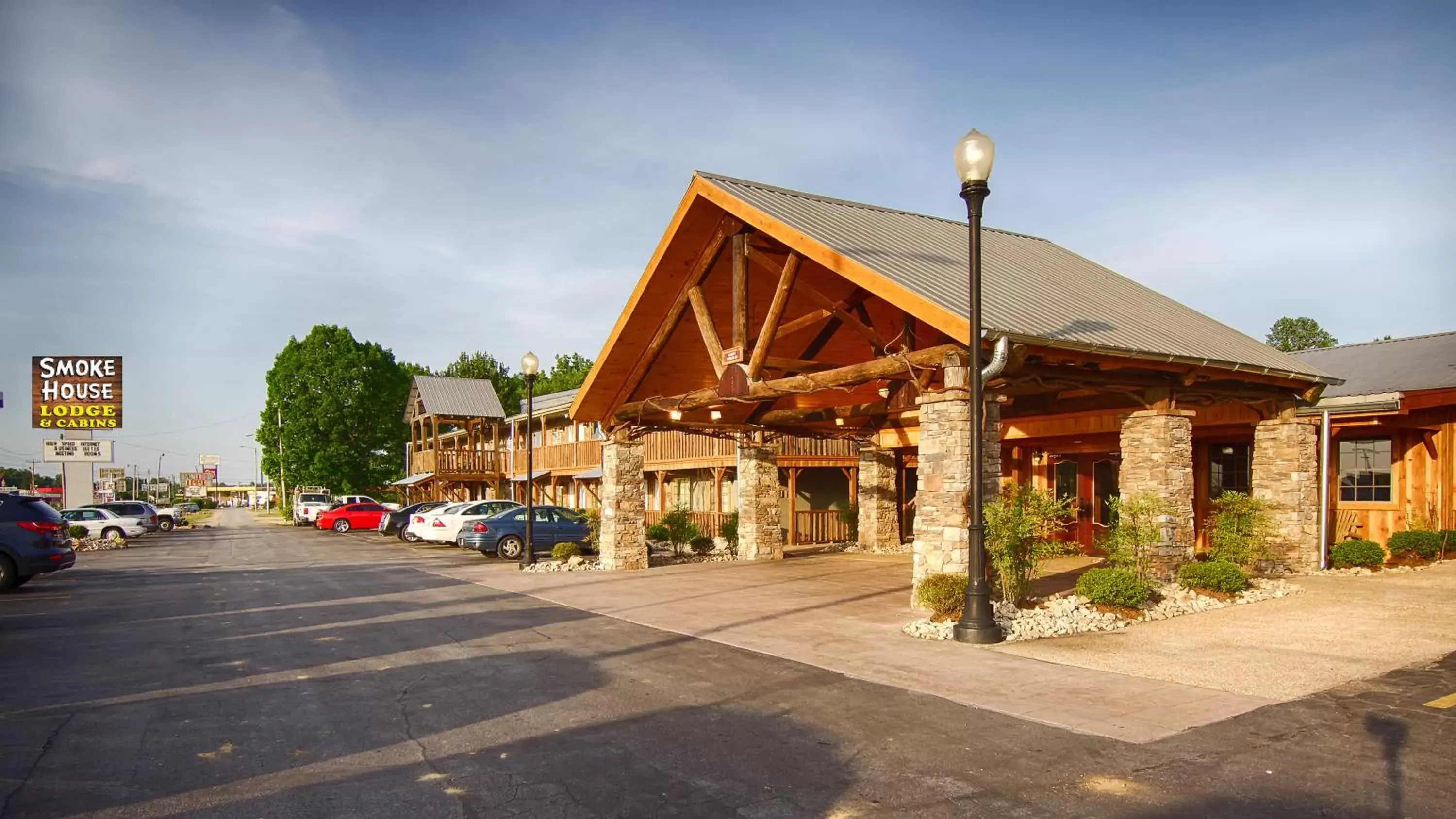 Lobby or reception, Property Building in The Smoke House Lodge