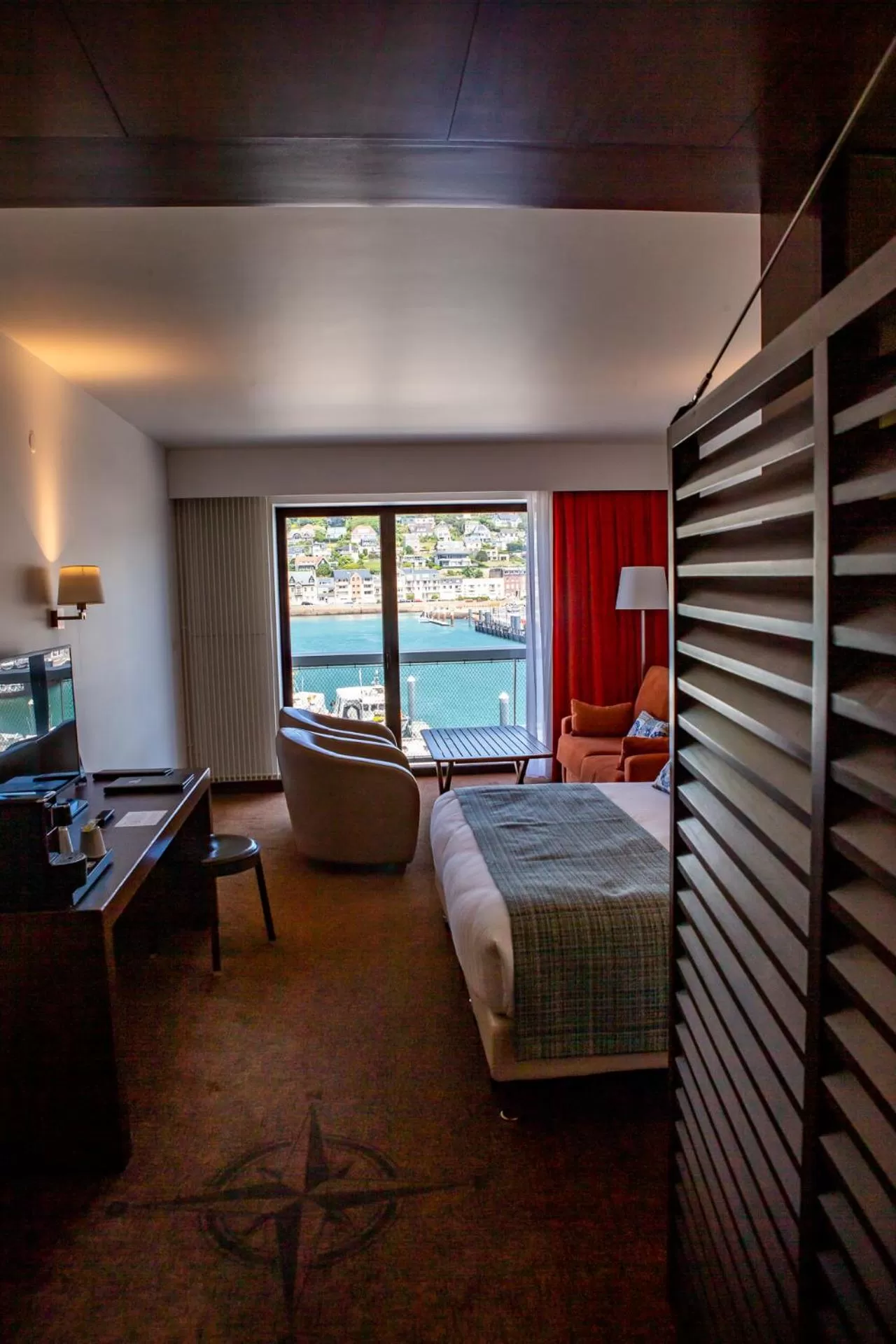 Superior Single Room with Harbor View in Hotel Le Grand Pavois