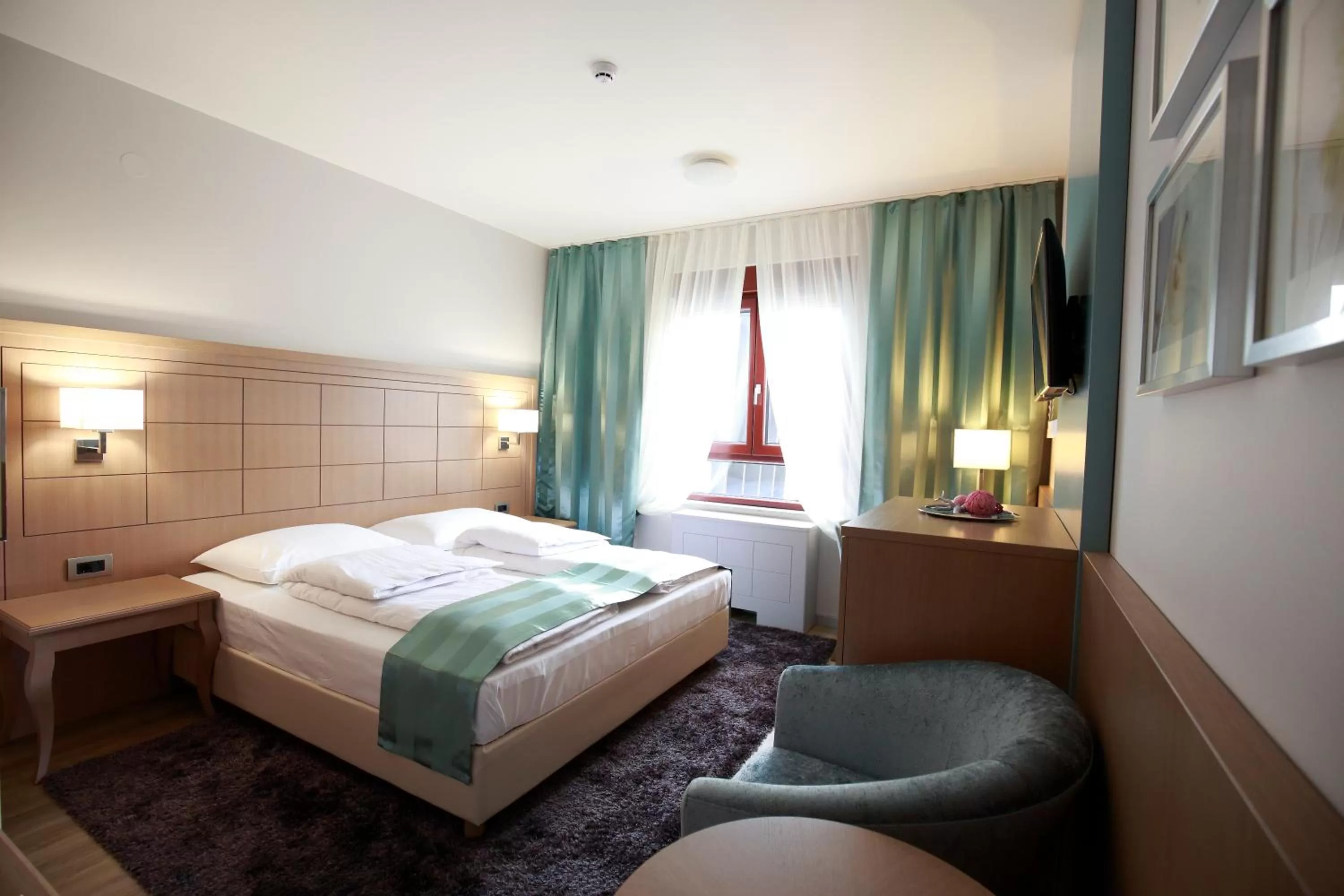 Bedroom, Bed in Hotel Raca