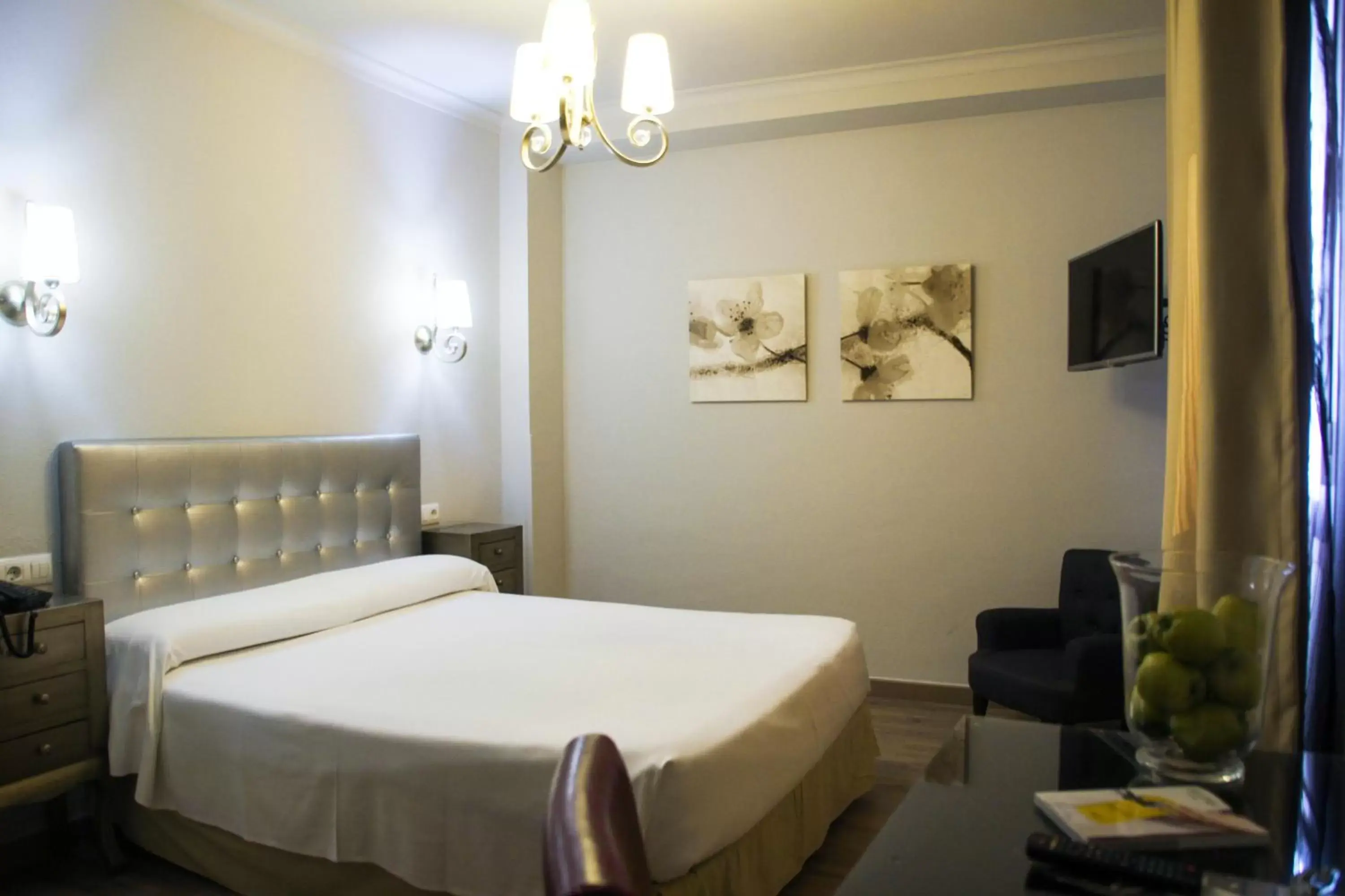 Bed in Hotel Sercotel Doña Carmela Bed in Hotel Sercotel Doña Carmela