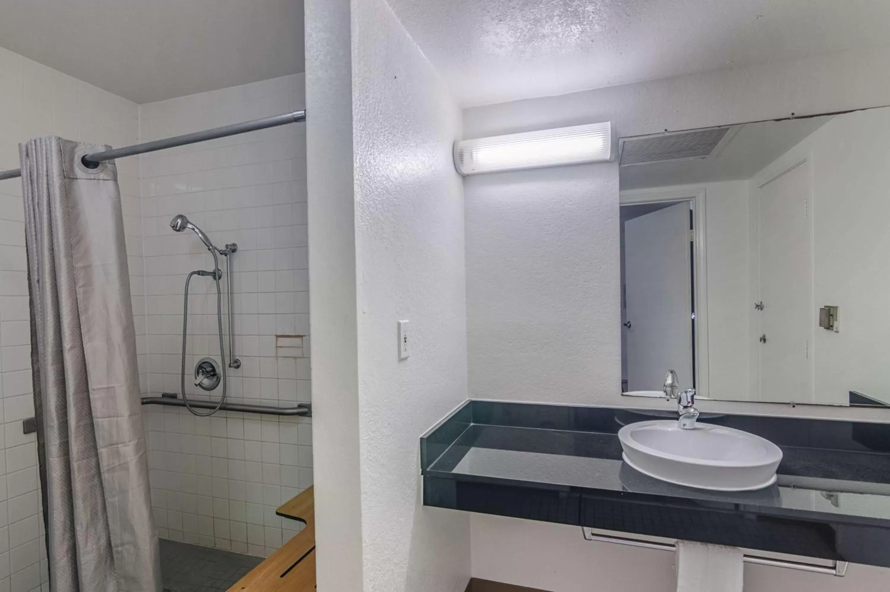 Shower, Bathroom in Motel 6-Ardmore, OK