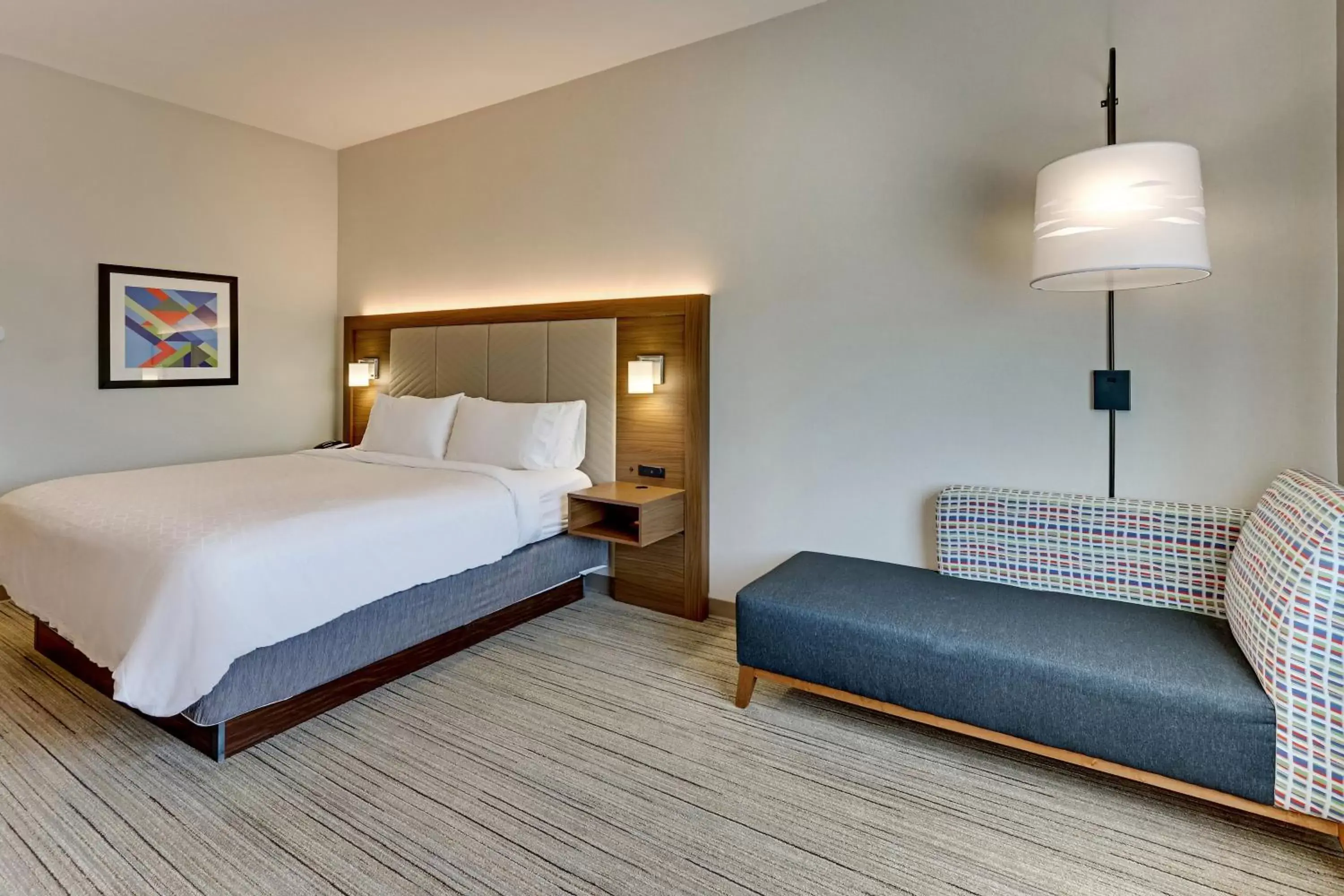 Photo of the whole room, Bed in Holiday Inn Express Hotel and Suites Weatherford, an IHG Hotel