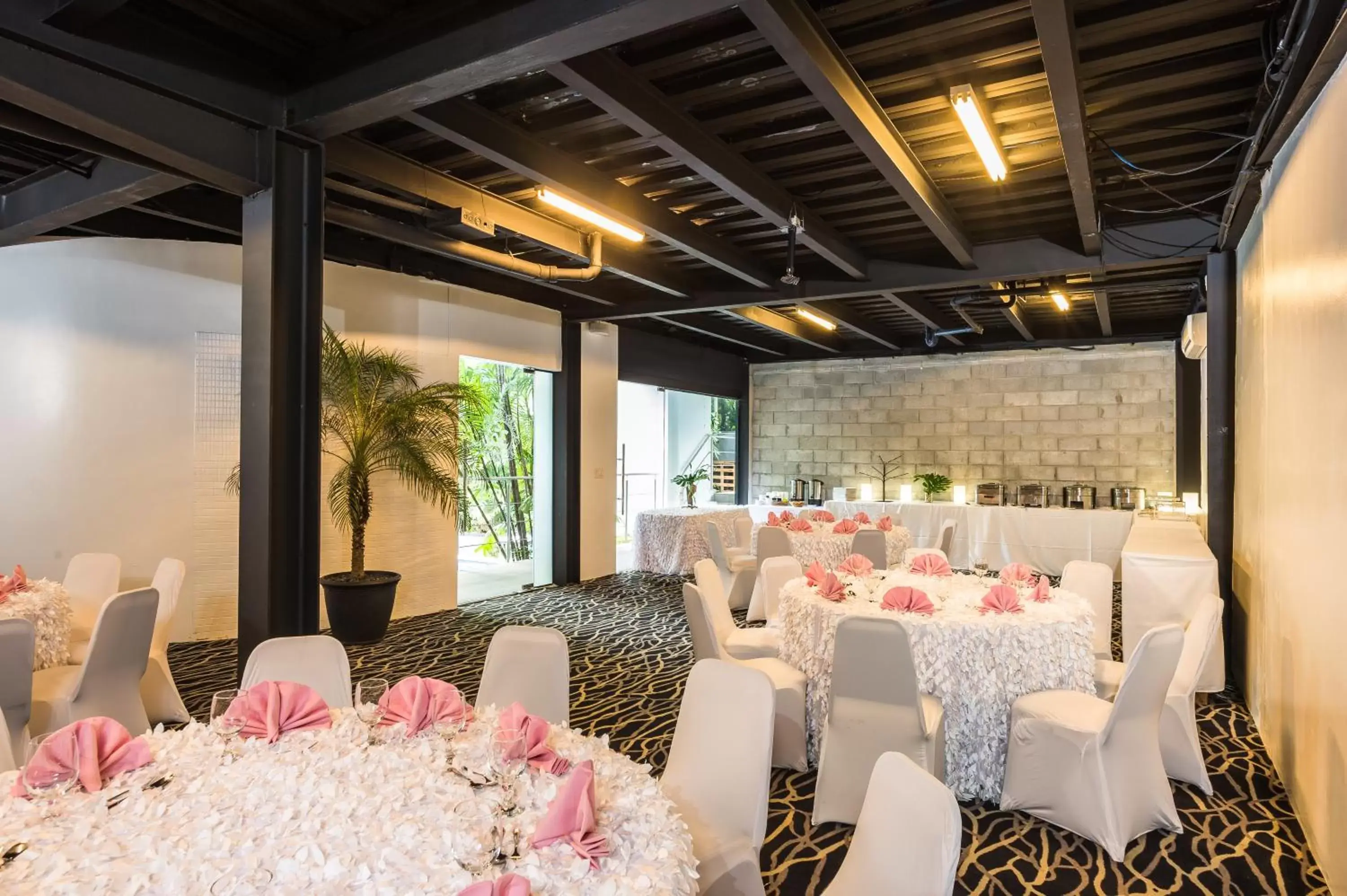 Activities, Banquet Facilities in Riande Urban Hotel