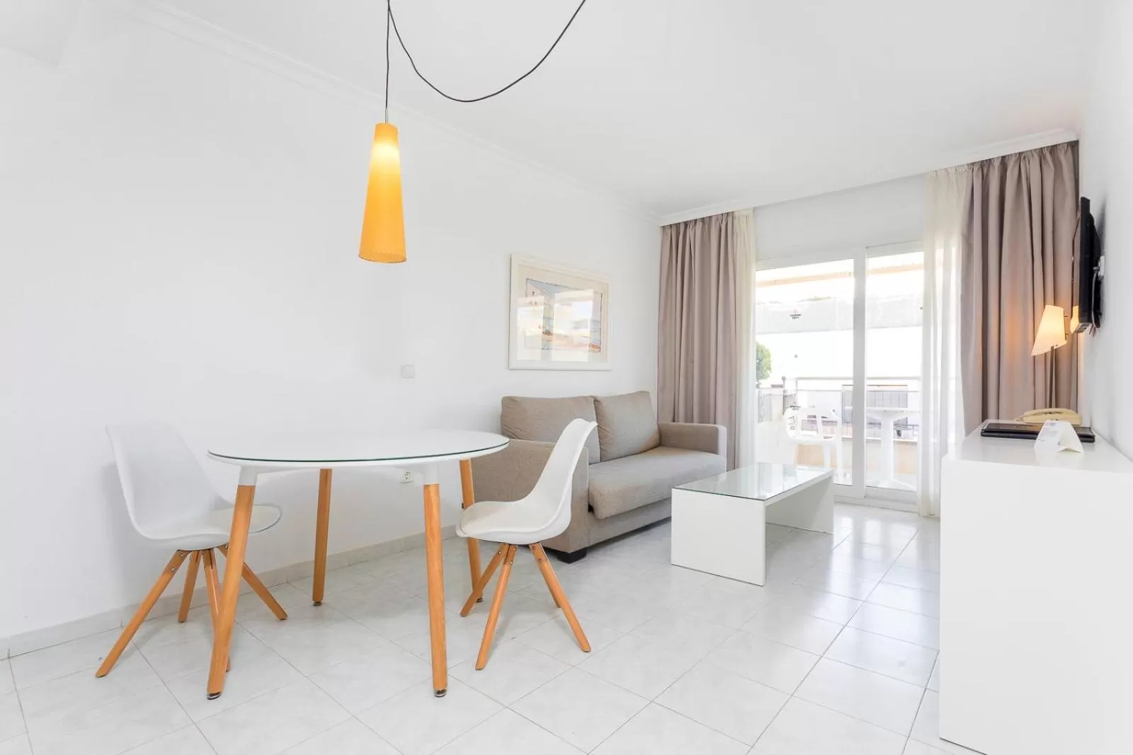 Living room in Aparthotel Duquesa Playa