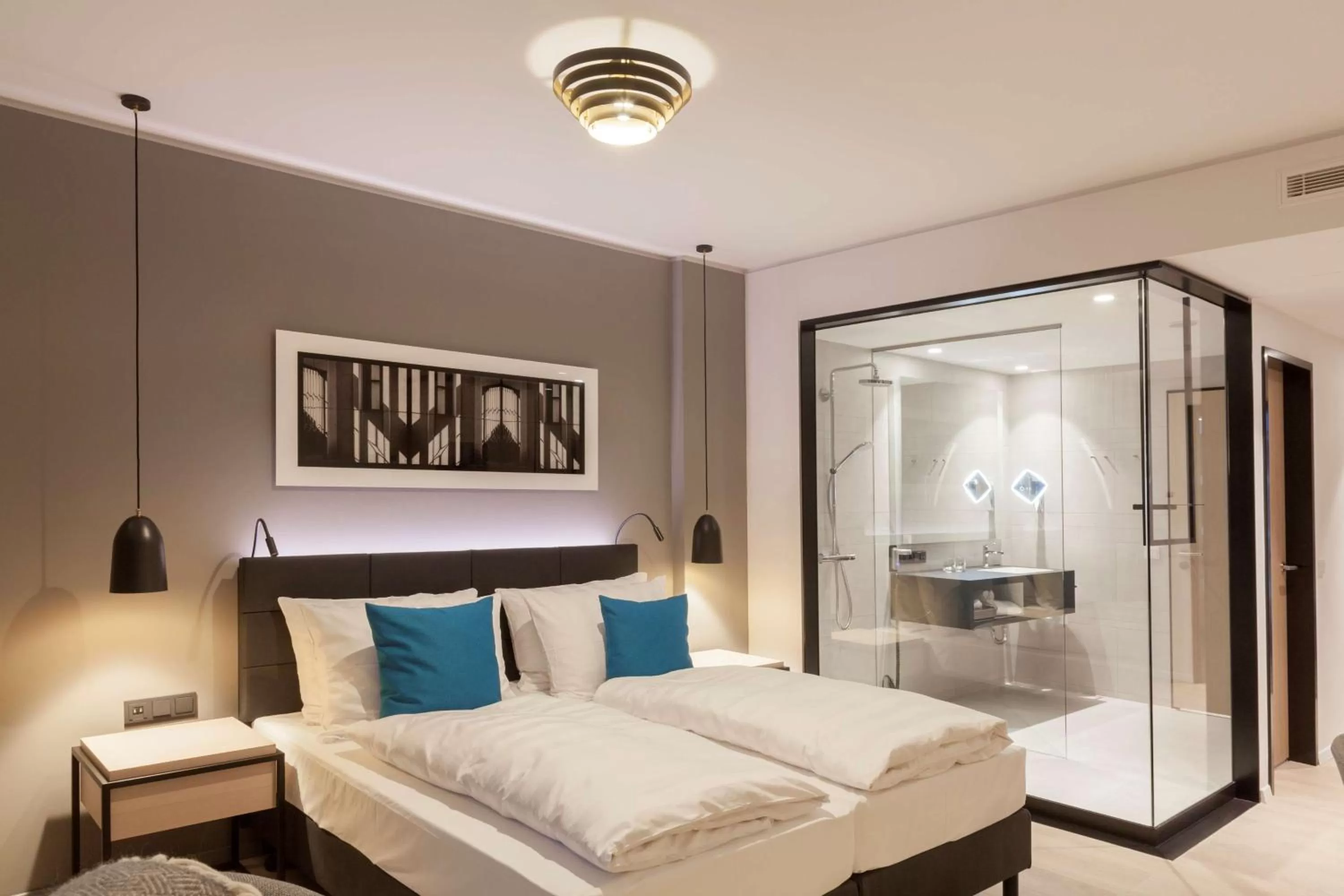 Photo of the whole room, Bed in Radisson Blu Hotel, Mannheim