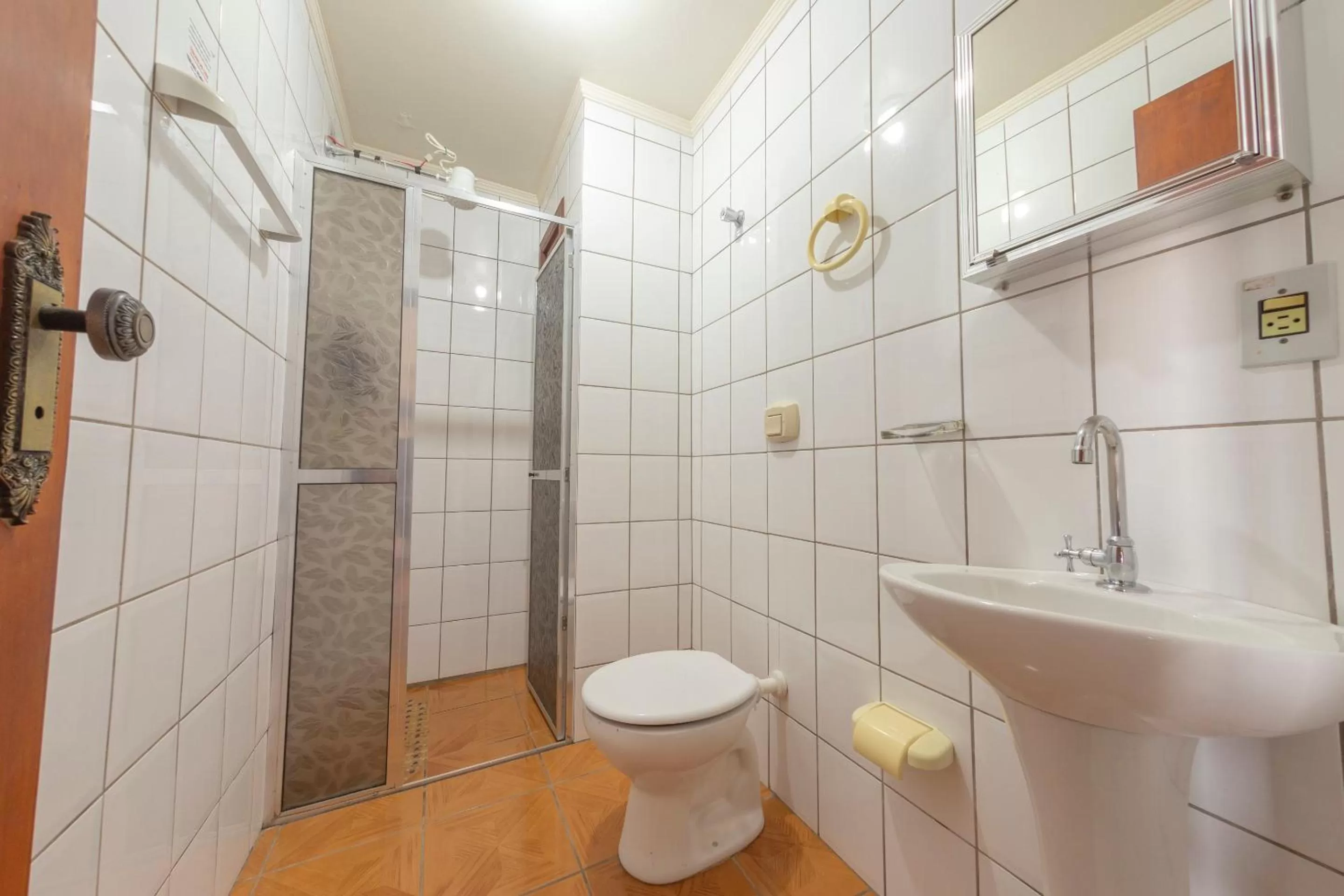 Bathroom in Pousada Japeju