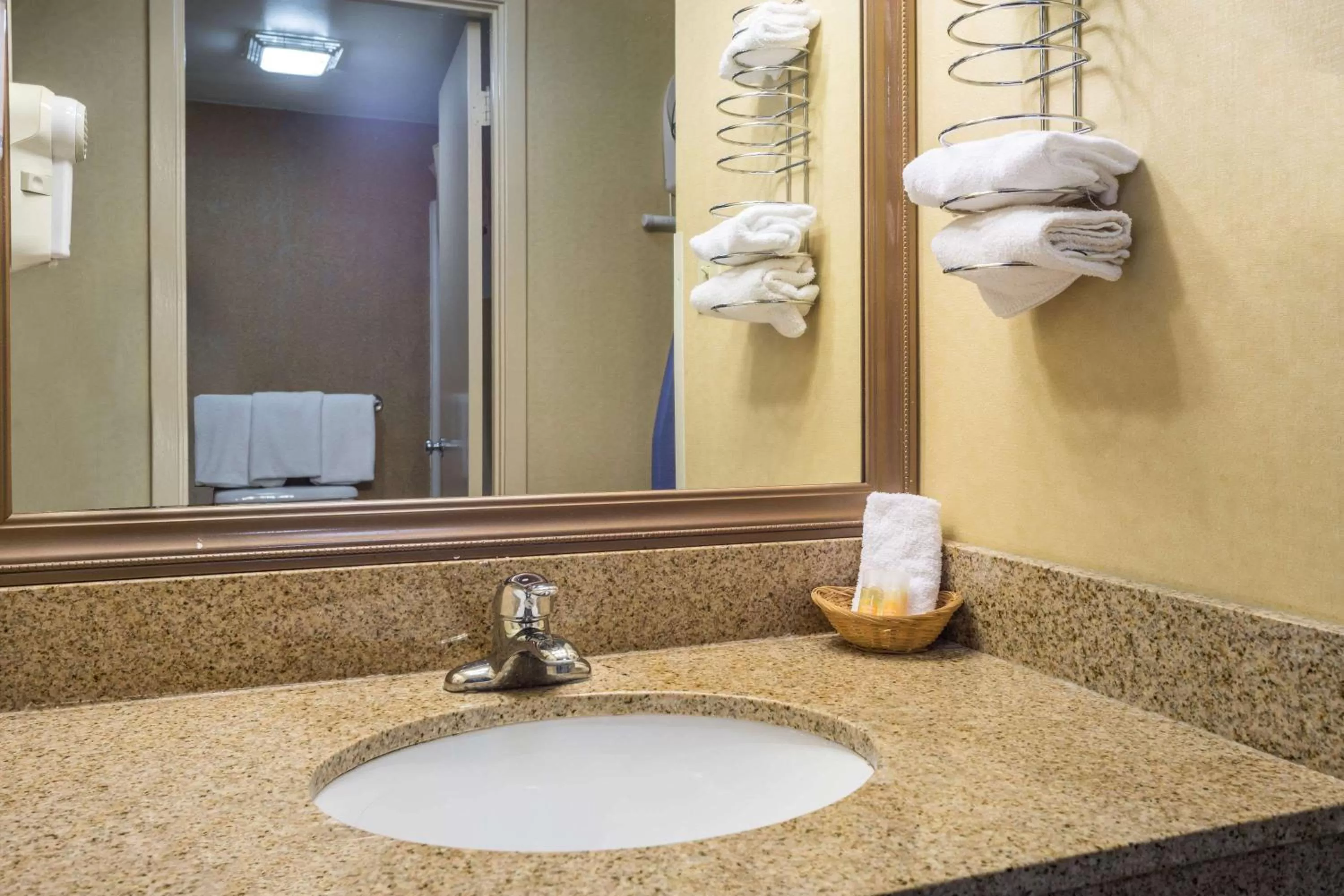 Bathroom in Days Inn by Wyndham Westminster