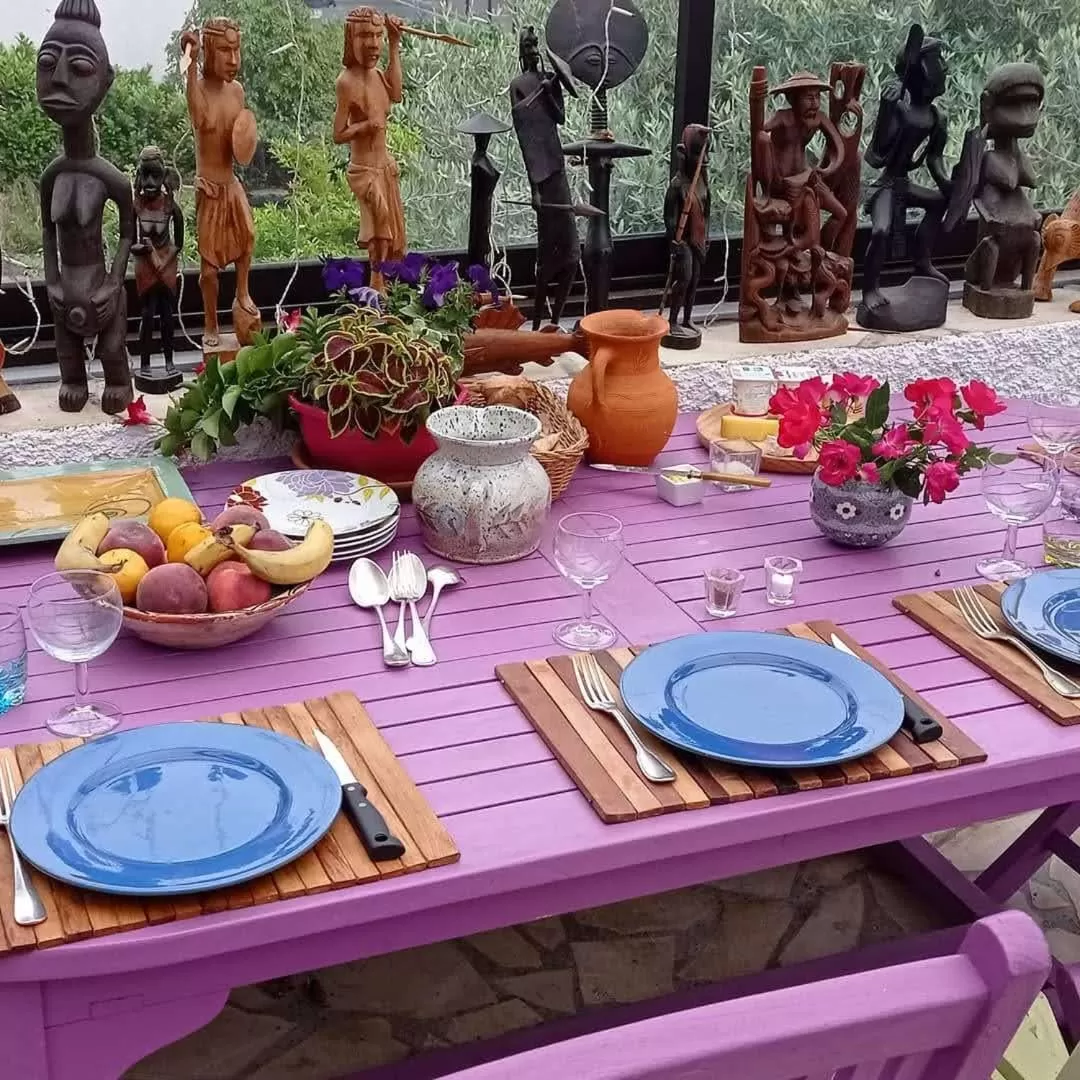 2 chambres et salle de bain un oasis de bien être Piscine et jardin Direct Gare Aéroport