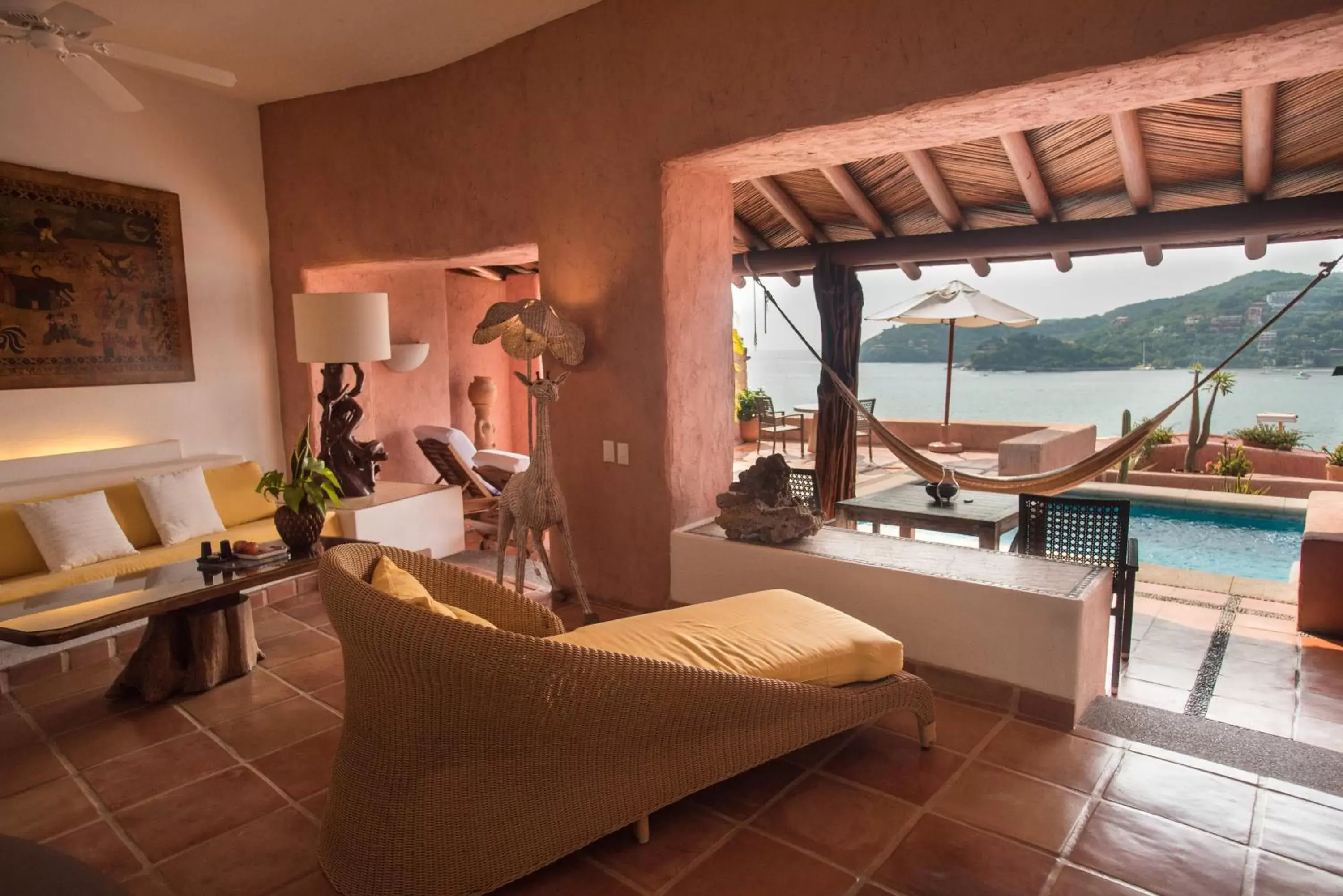 Balcony/Terrace, Seating Area in La Casa Que Canta