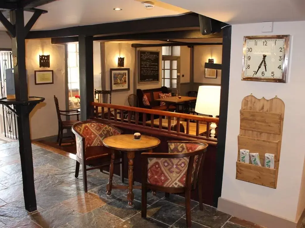 Lounge or bar in Cockhaven Arms
