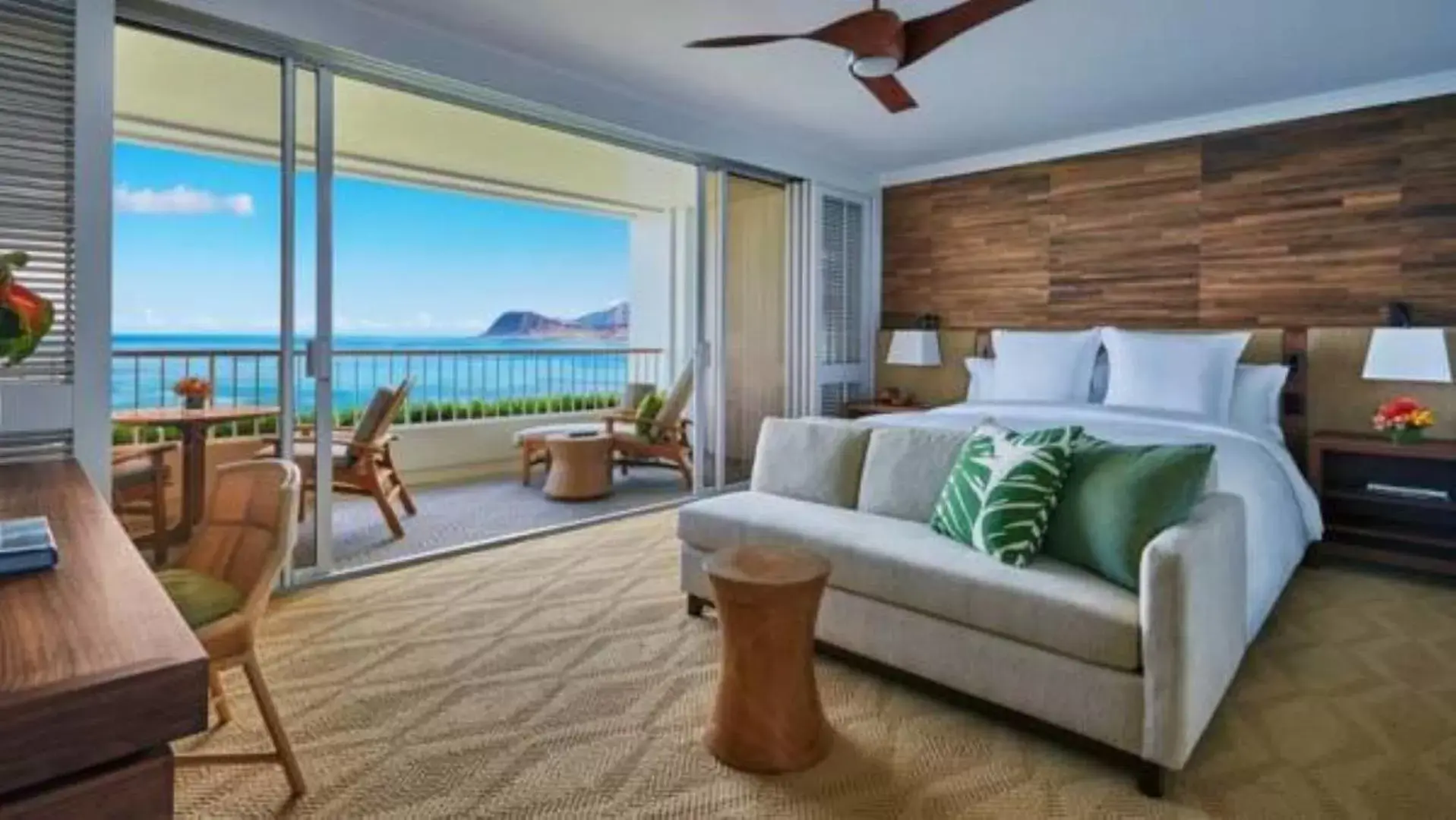 Photo of the whole room in Four Seasons Resort Oahu at Ko Olina