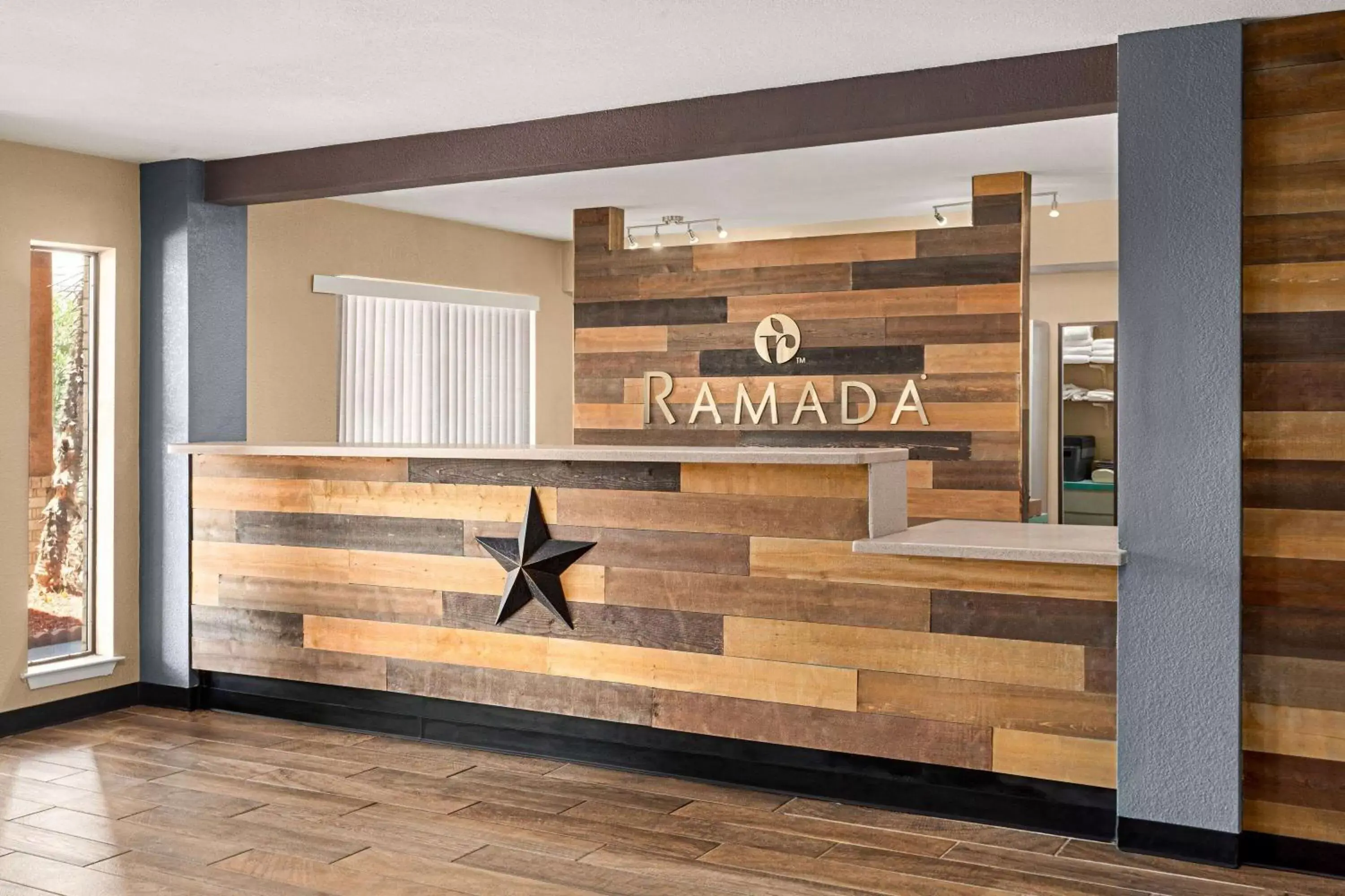 Lobby or reception in Ramada by Wyndham San Antonio Near SeaWorld - Lackland AFB Lobby or reception in Ramada by Wyndham San Antonio Near SeaWorld - Lackland AFB