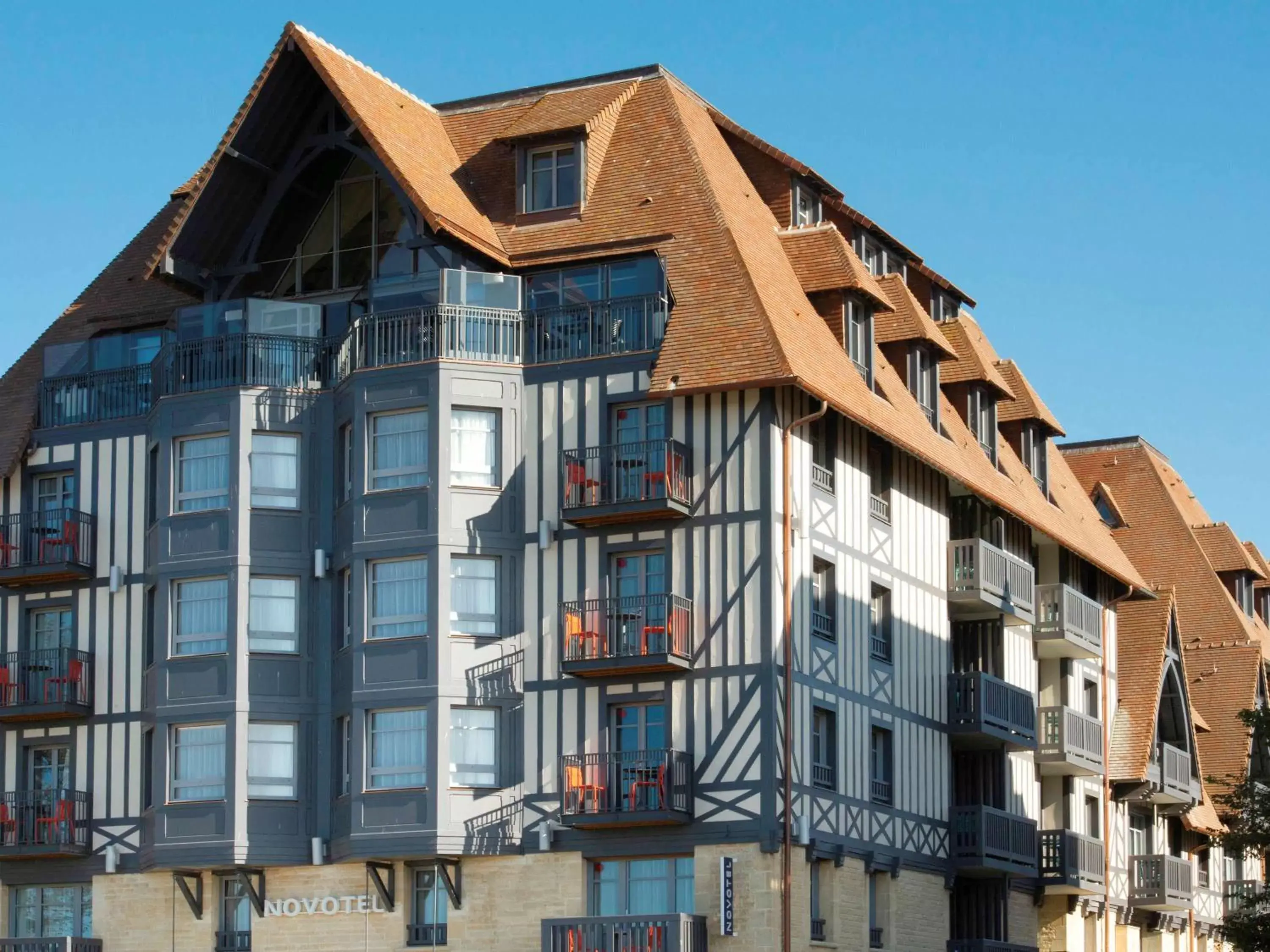 Property Building in Novotel Deauville Plage