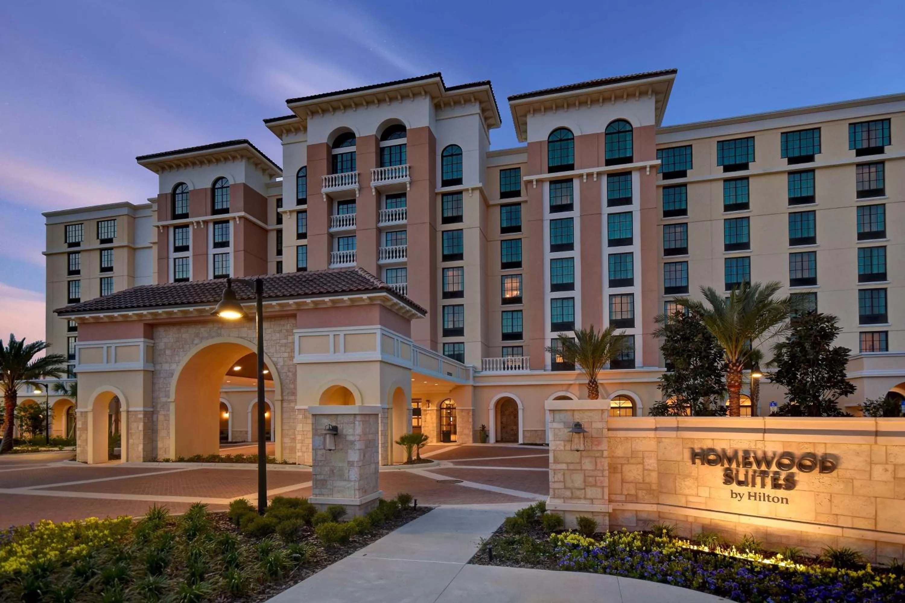 Property building in Homewood Suites By Hilton Orlando Flamingo Crossings, Fl
