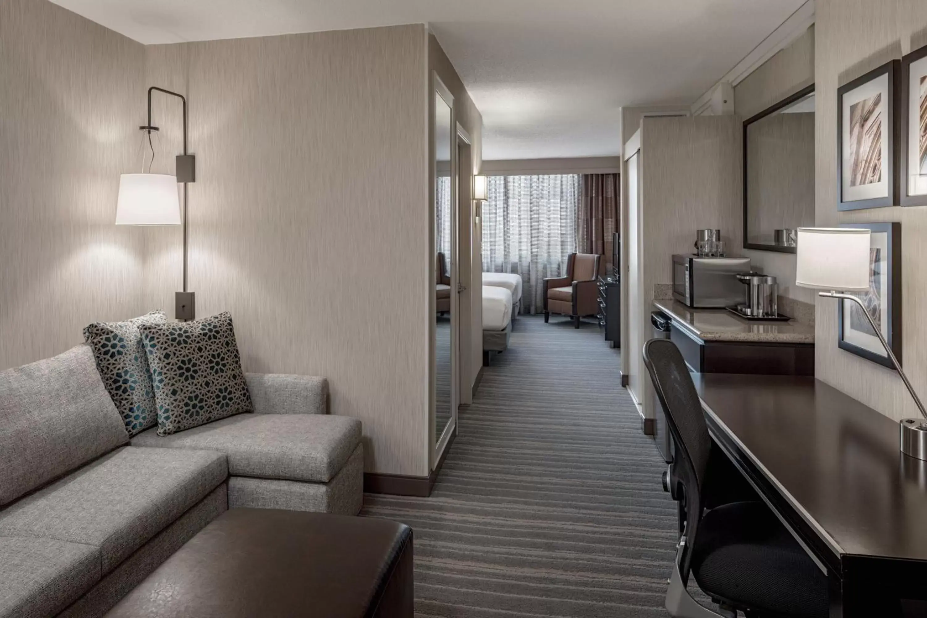 Photo of the whole room, Seating Area in DoubleTree Suites by Hilton Minneapolis Downtown