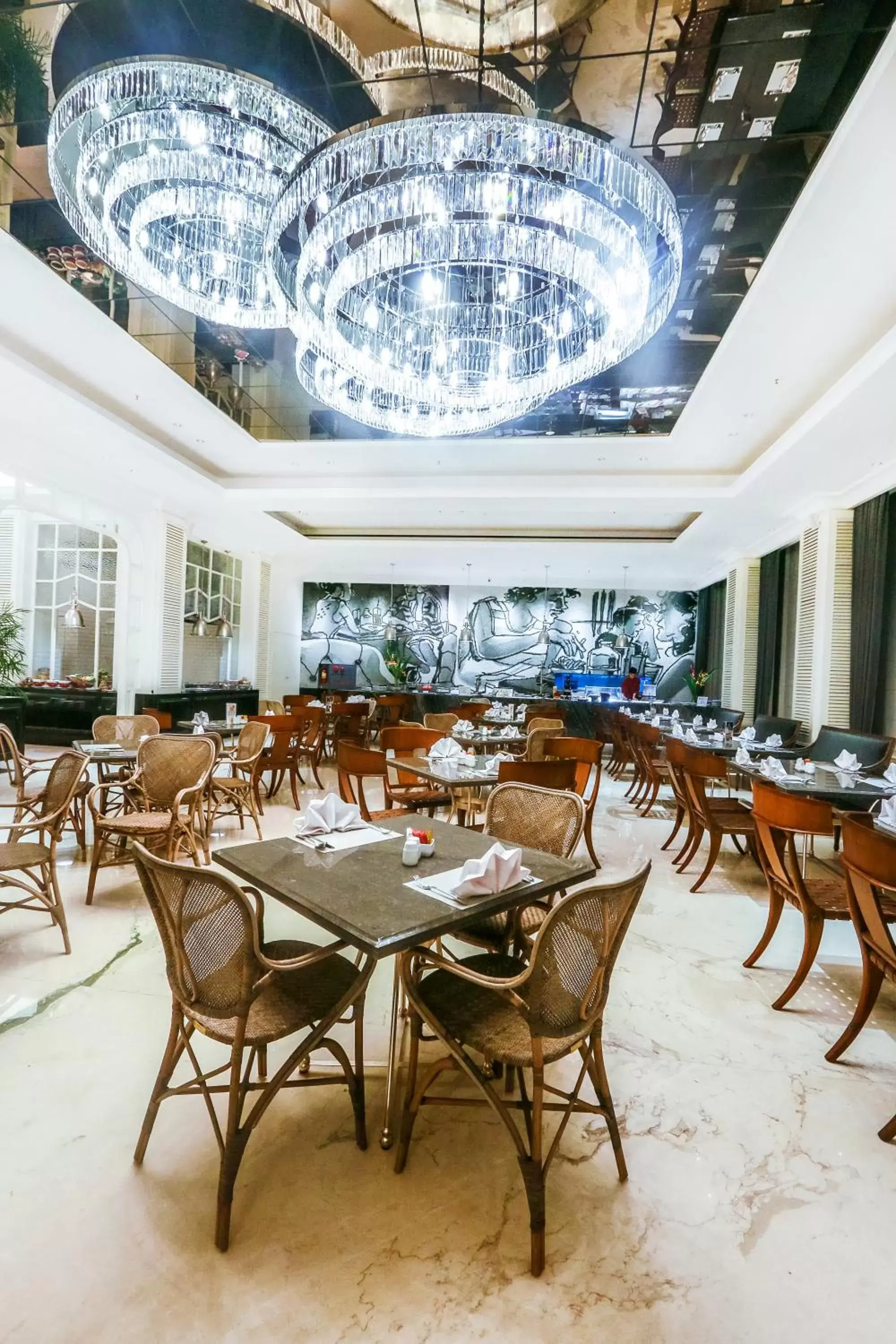 Restaurant/places to eat in Java Paragon Hotel & Residences Restaurant/places to eat in Java Paragon Hotel & Residences