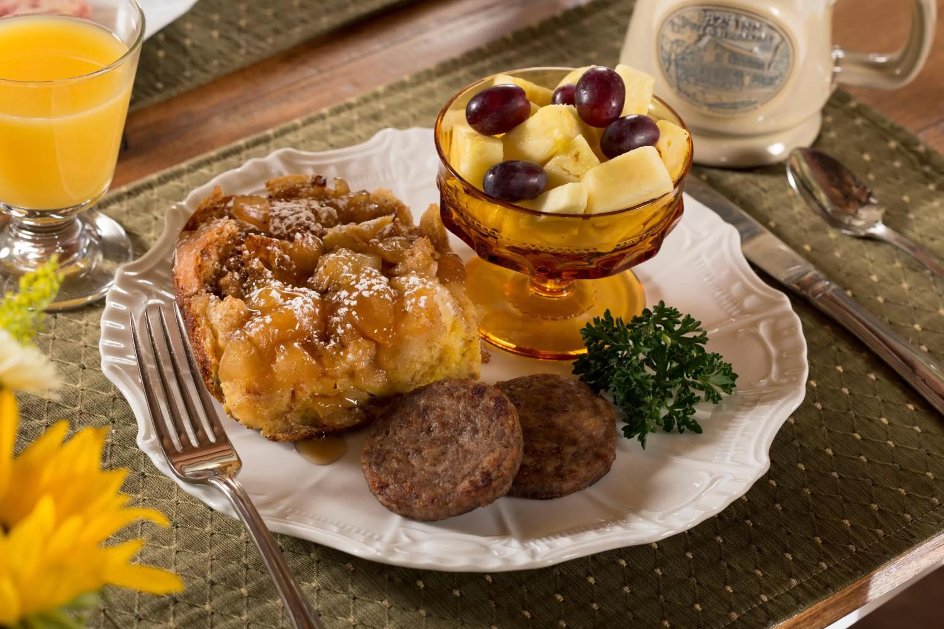 American breakfast, Food in 1825 Inn Bed and Breakfast