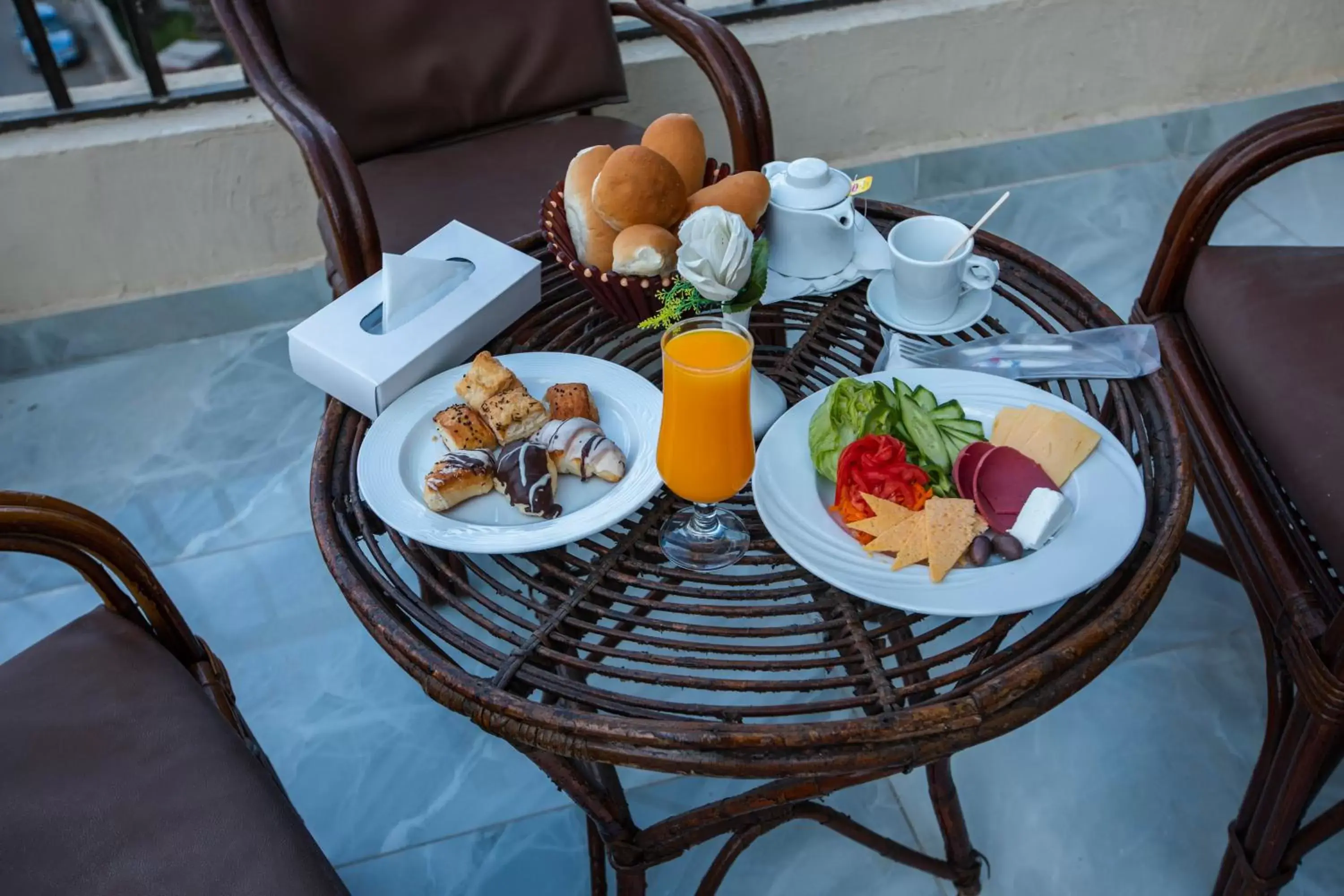 Continental breakfast in AIFU Hotel El Montazah Alexandria