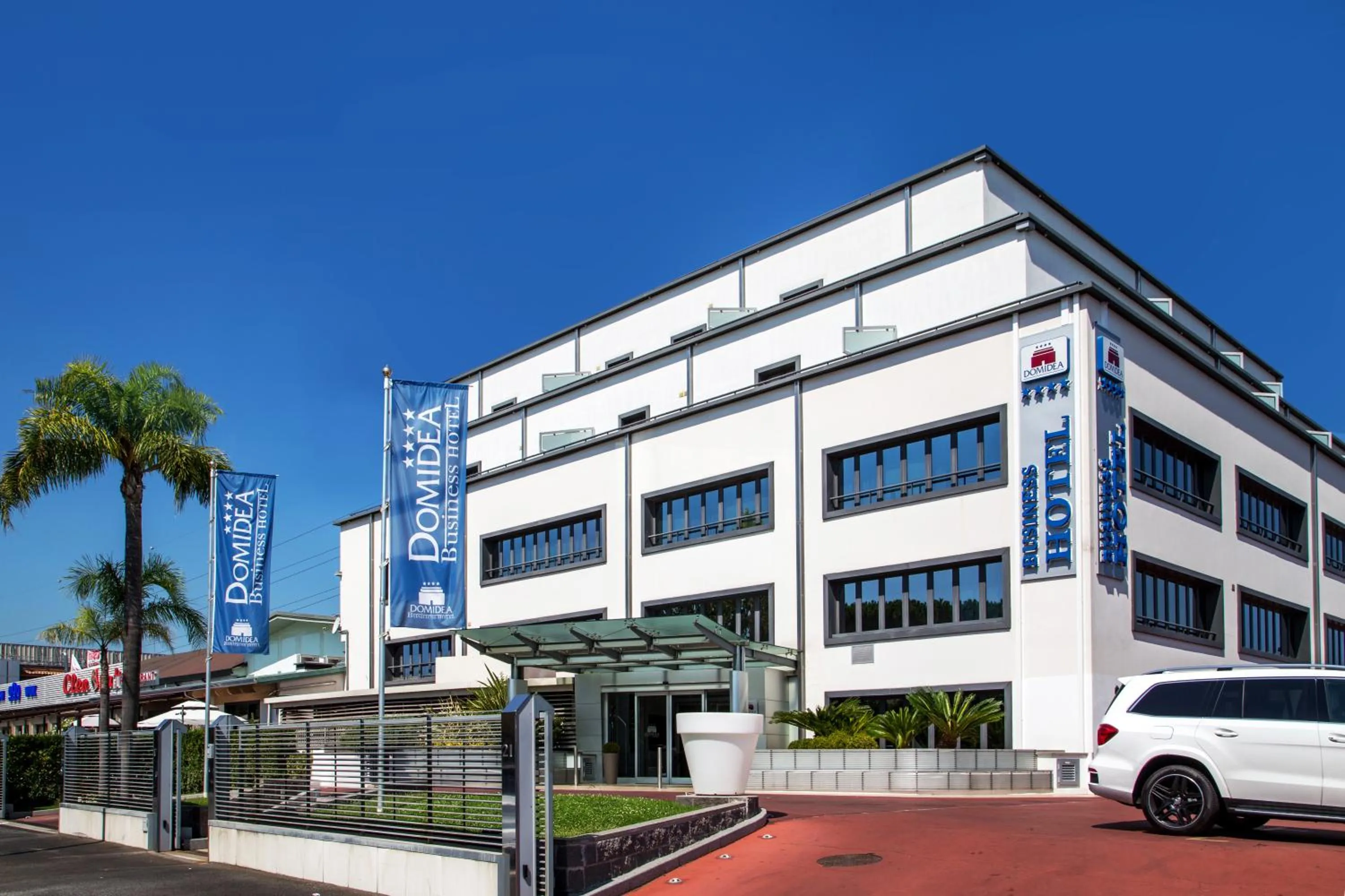 Property building in Hotel Domidea