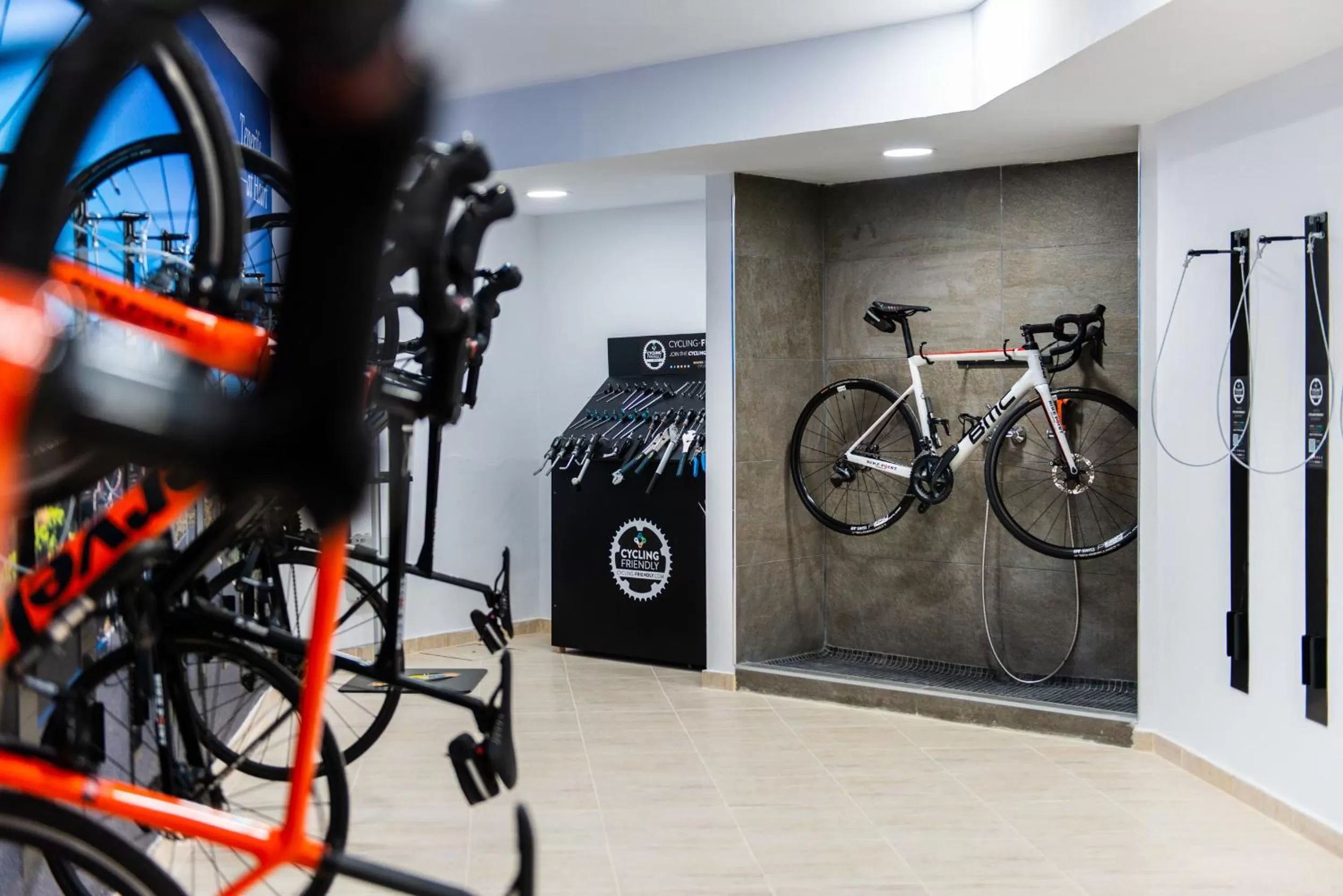 Cycling in Spring Arona Gran Hotel - Adults Only