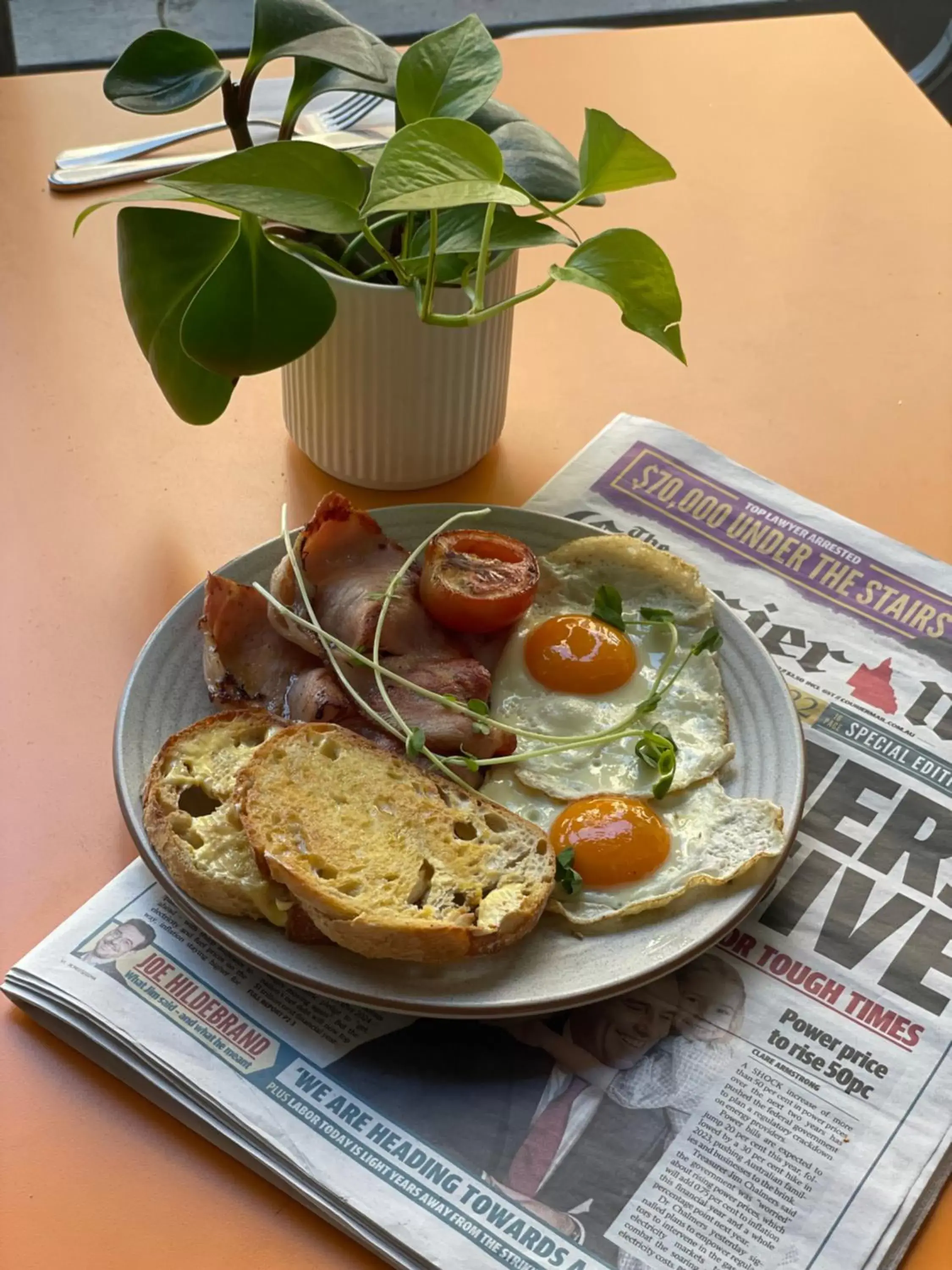 Restaurant/places to eat in George Williams Hotel Restaurant/places to eat in George Williams Hotel