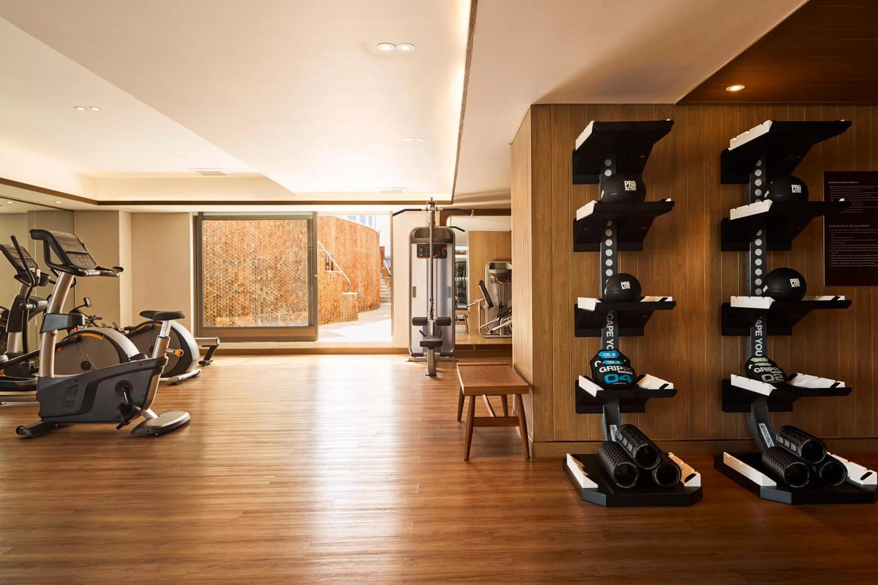 Fitness centre/facilities in Montien Hotel Surawong Bangkok