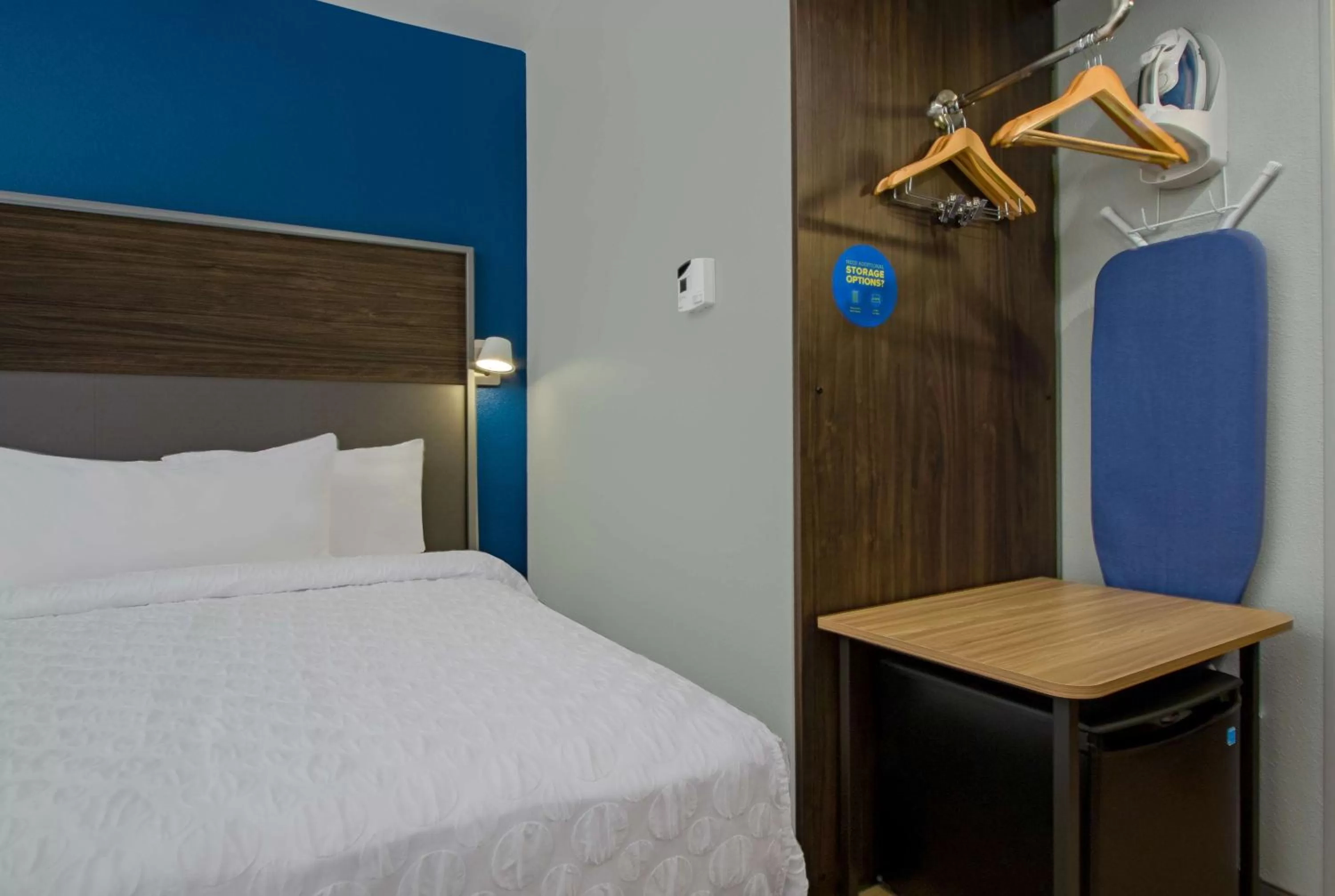 Bed in Tru By Hilton Columbus Airport