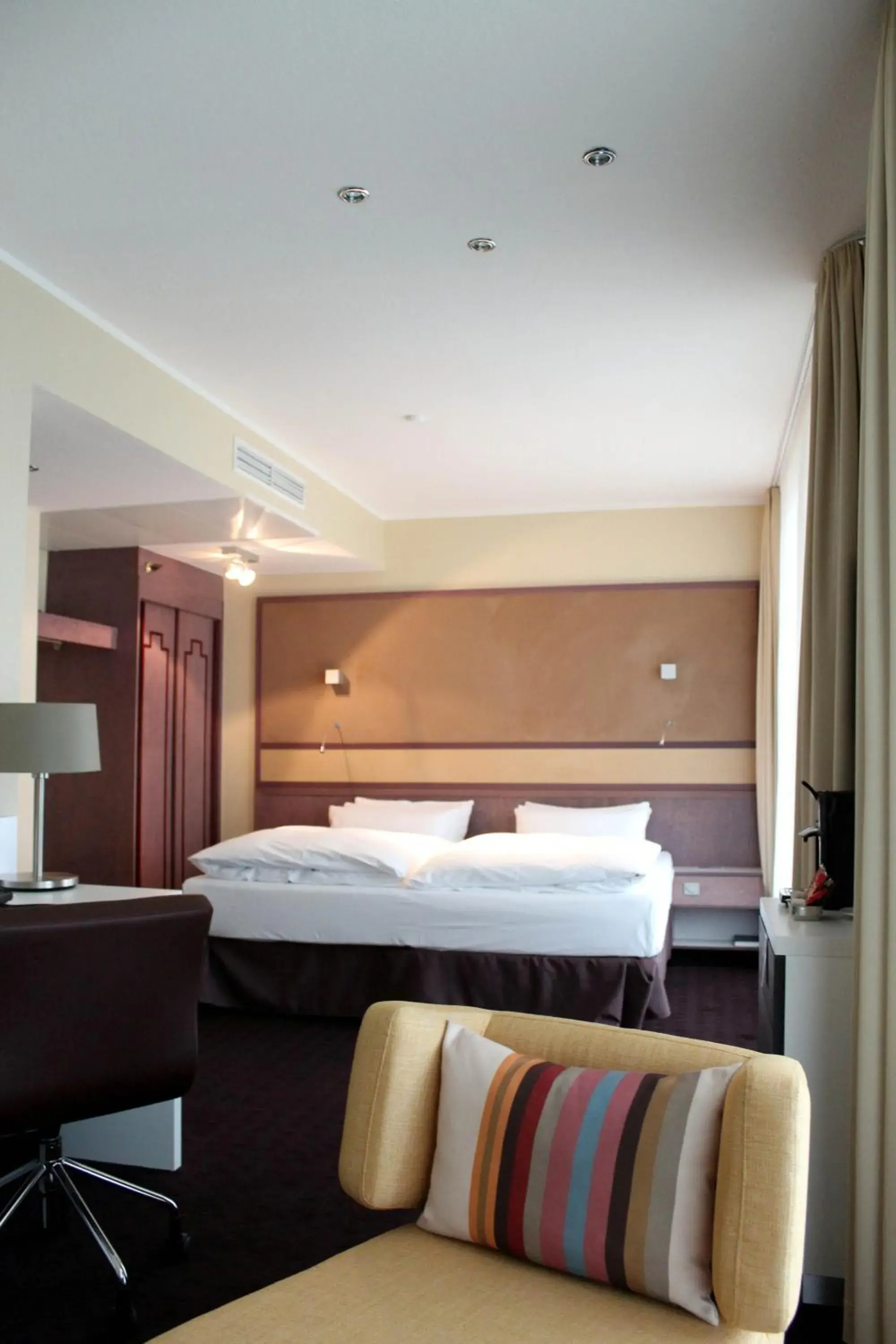 Photo of the whole room, Bed in Mercure Hotel Dortmund Centrum