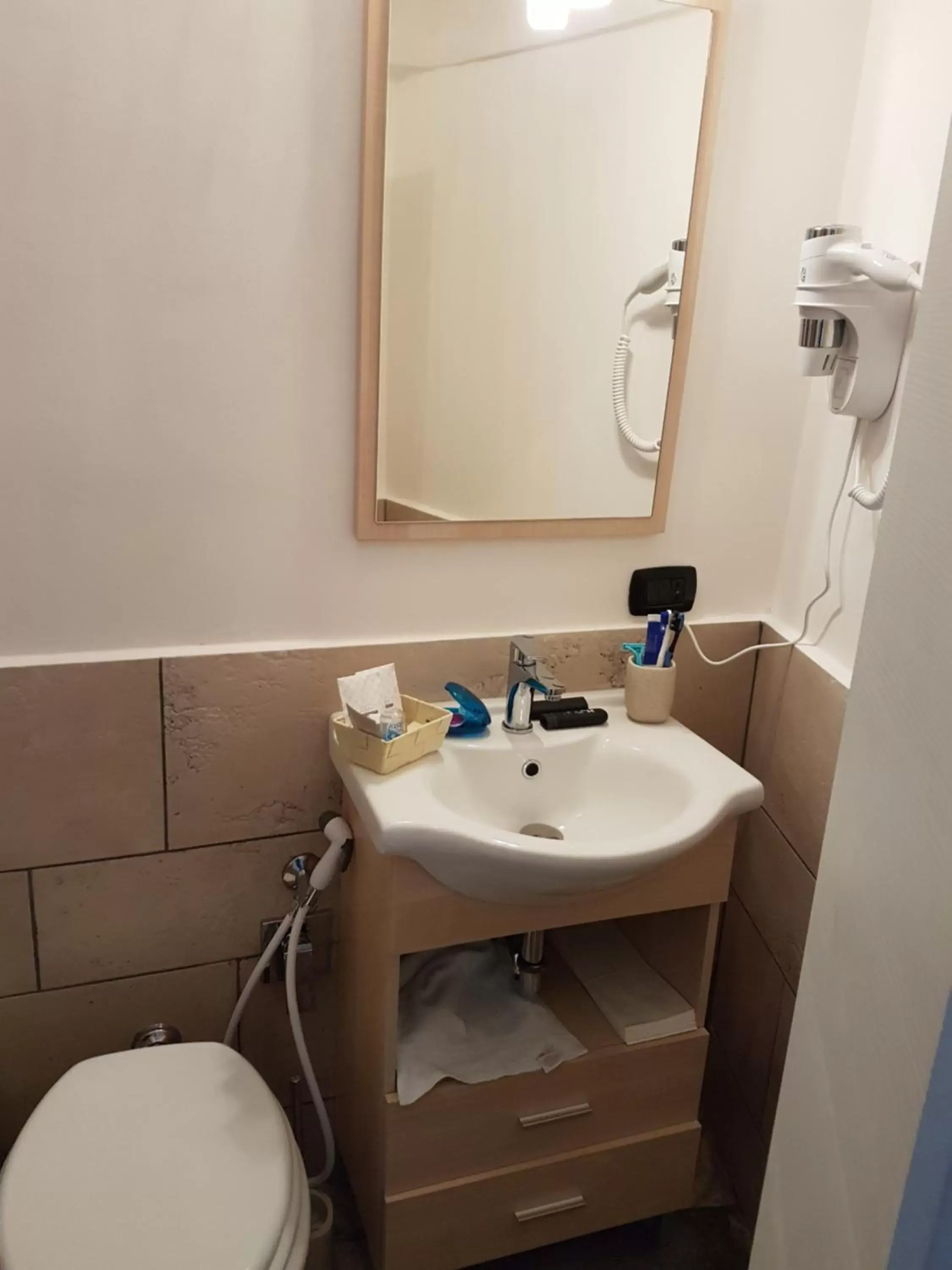 Shower, Bathroom in Il Daviduccio