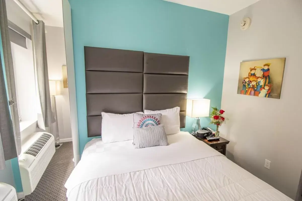 Photo of the whole room, Bed in Canal Loft Hotel Photo of the whole room, Bed in Canal Loft Hotel