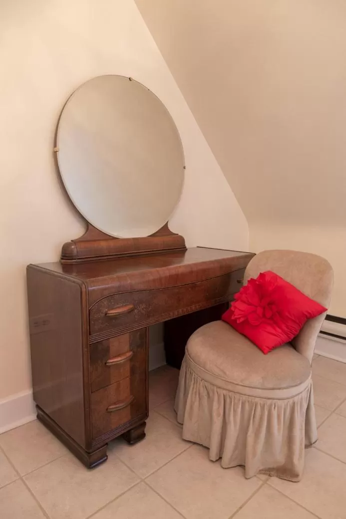 Seating Area in Grey Gables Inn