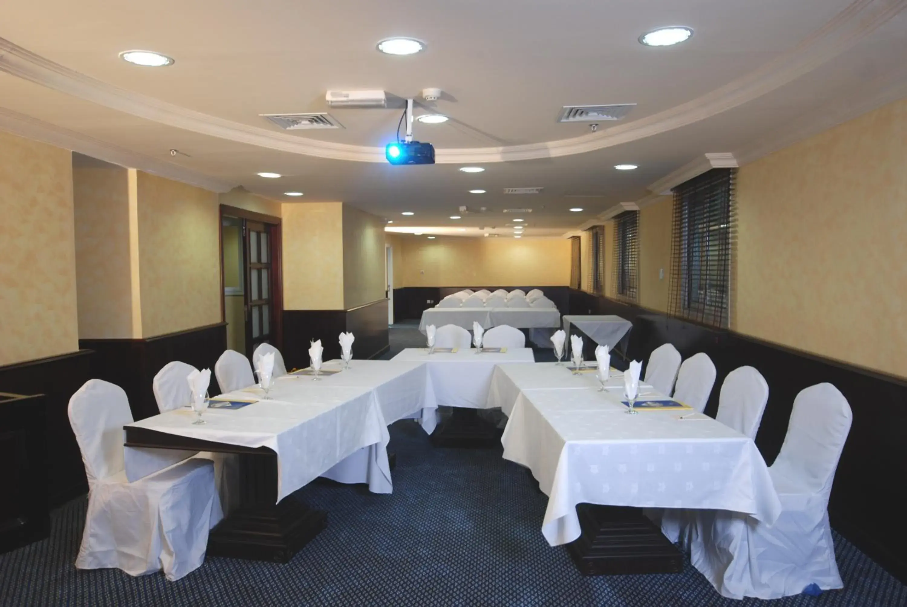 Meeting/conference room in Al Bustan Hotel