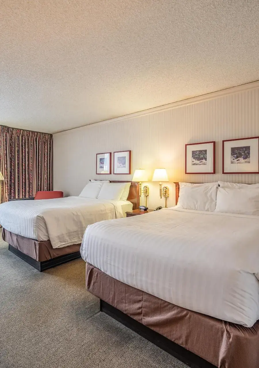 Bedroom, Bed in University Place Hotel and Conference Center Bedroom, Bed in University Place Hotel and Conference Center