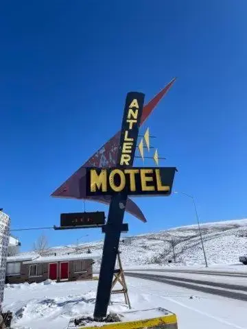 Winter in Antler Motel