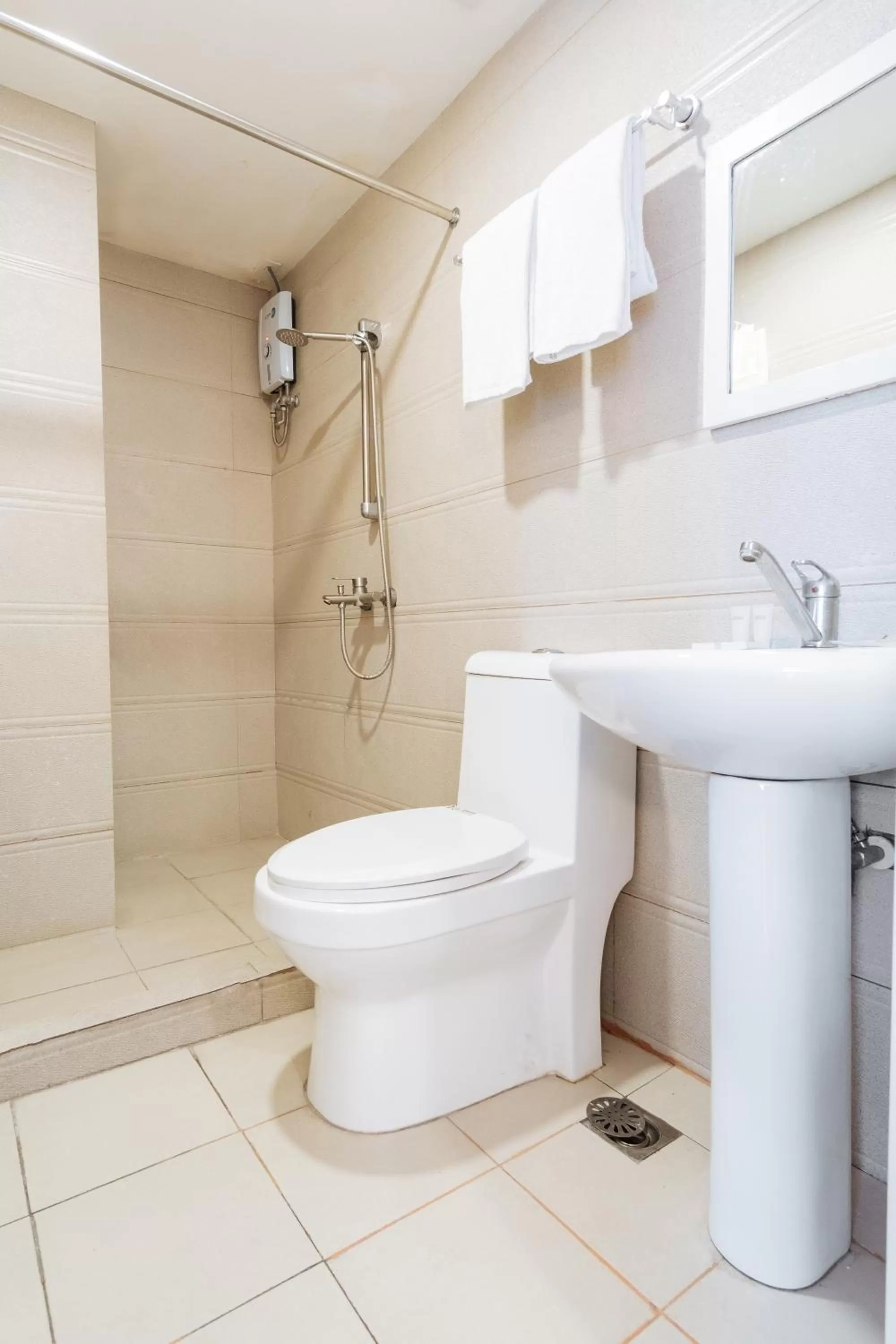 Bathroom in Northpointe Residences