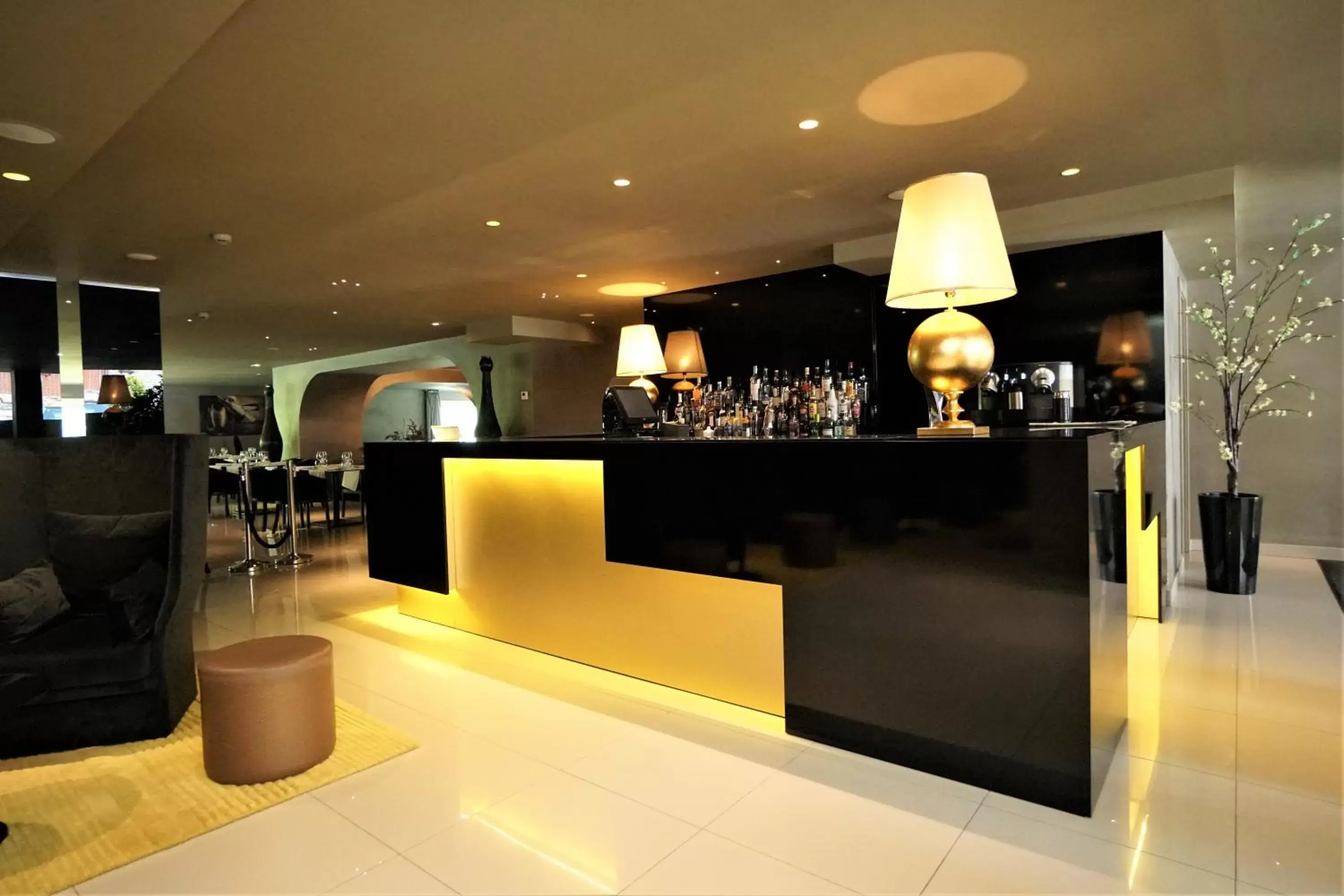 Lounge or bar in Hotel & SPA Bringué Lounge or bar in Hotel & SPA Bringué