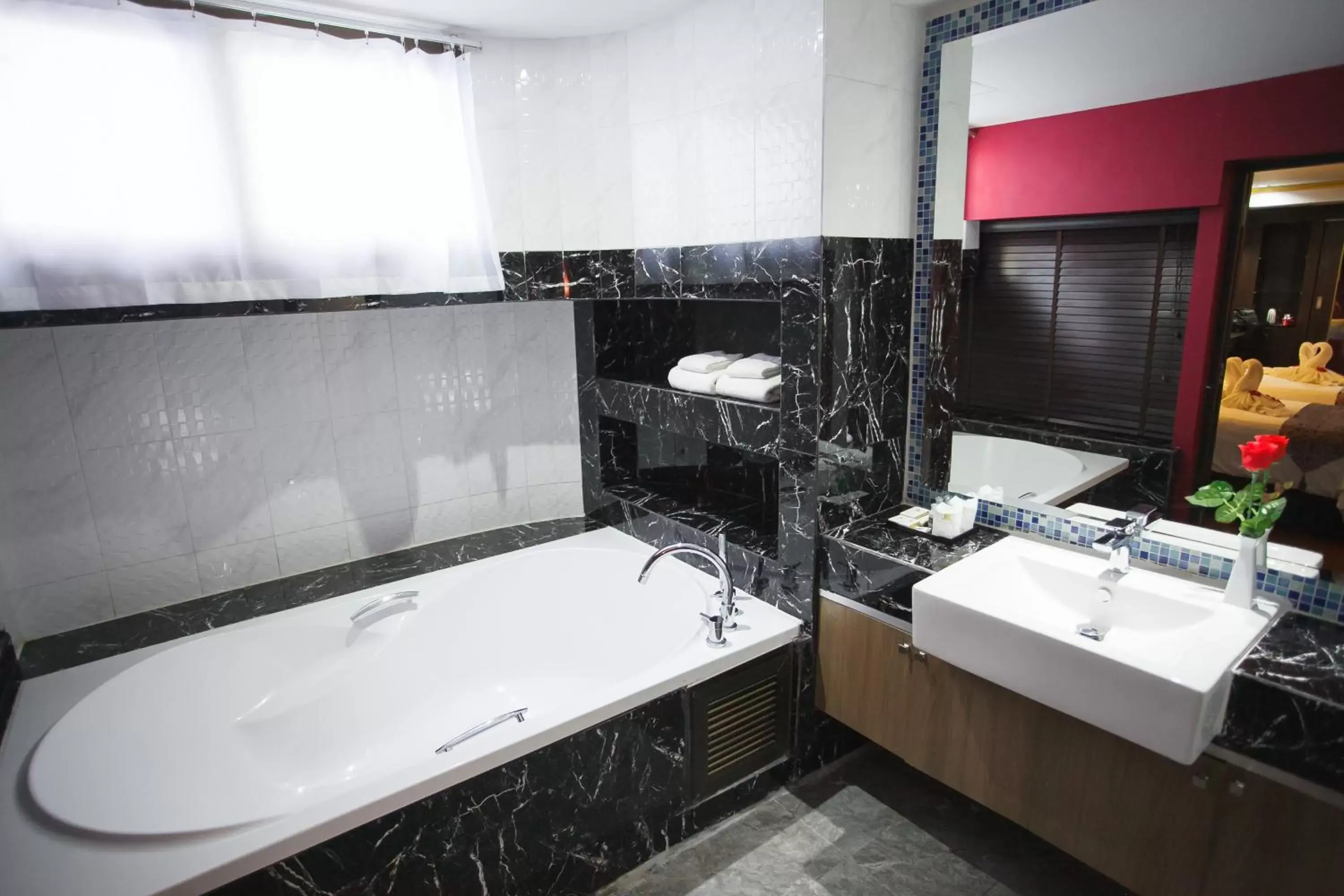 Bedroom, Bathroom in Grand Pink Hotel Hatyai