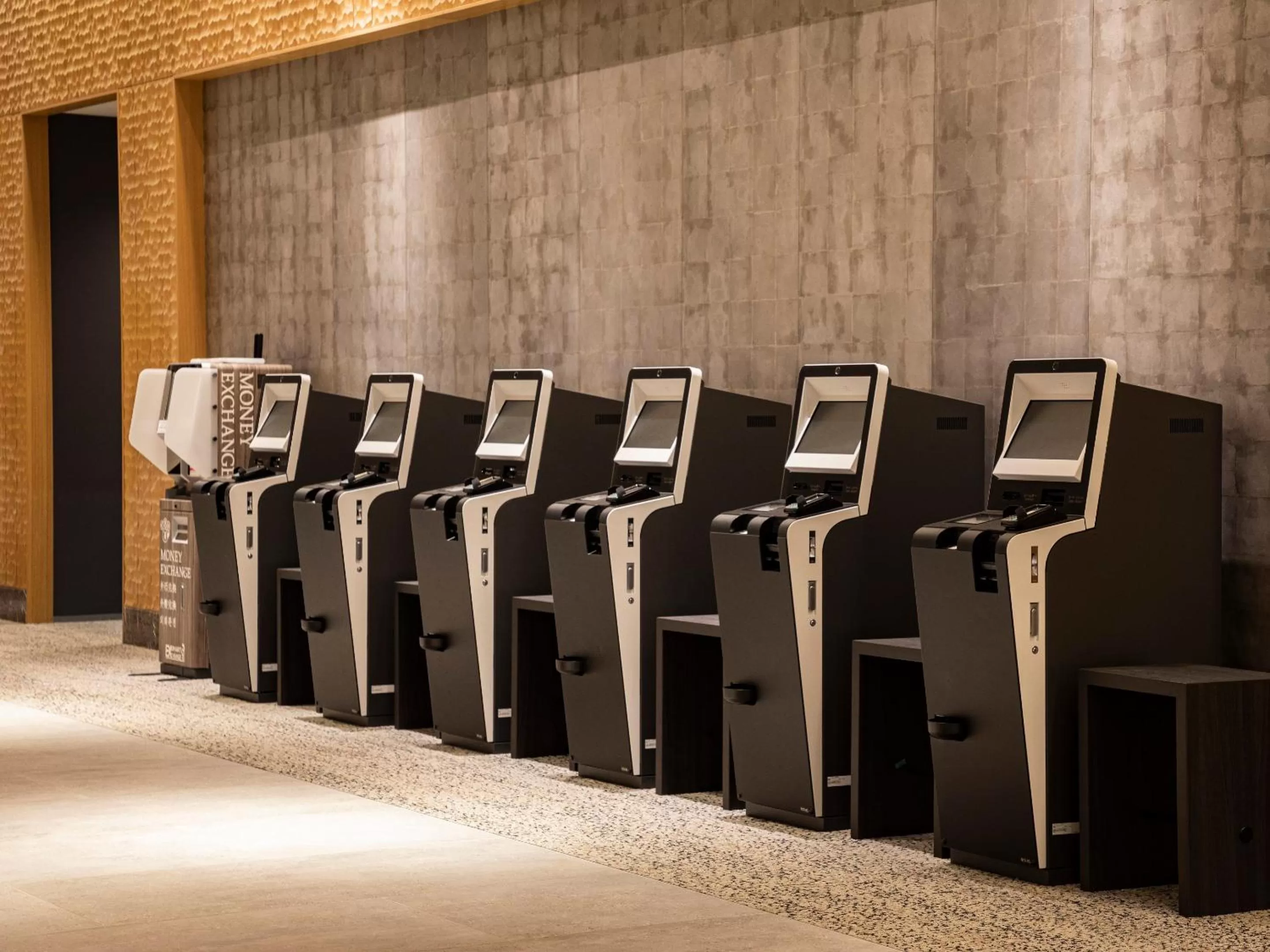 Lobby or reception in Hotel Hankyu RESPIRE OSAKA
