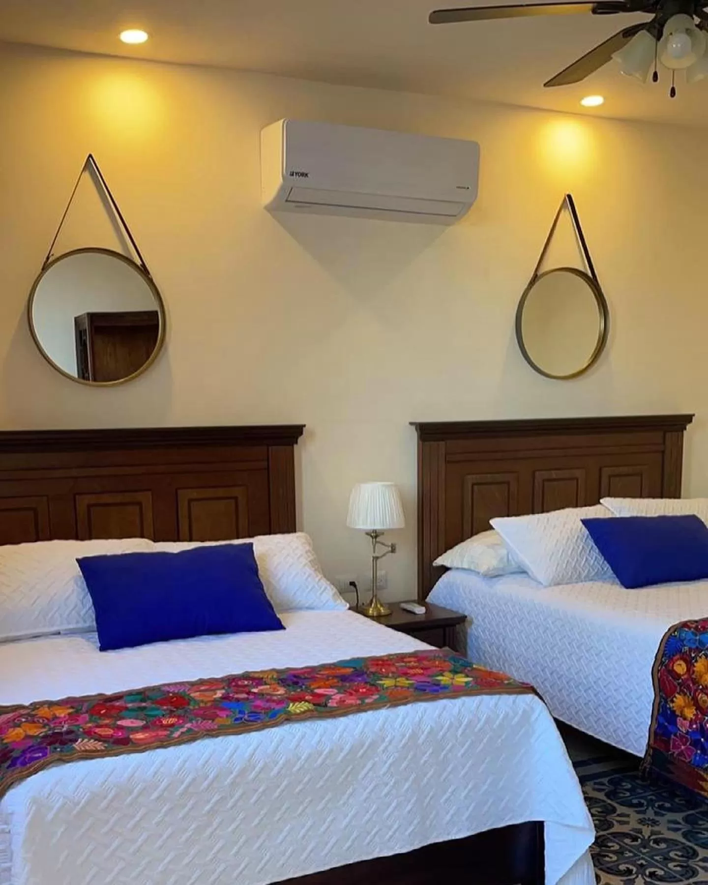 Photo of the whole room, Bed in Hotel & Hostal Boutique Casa Garza