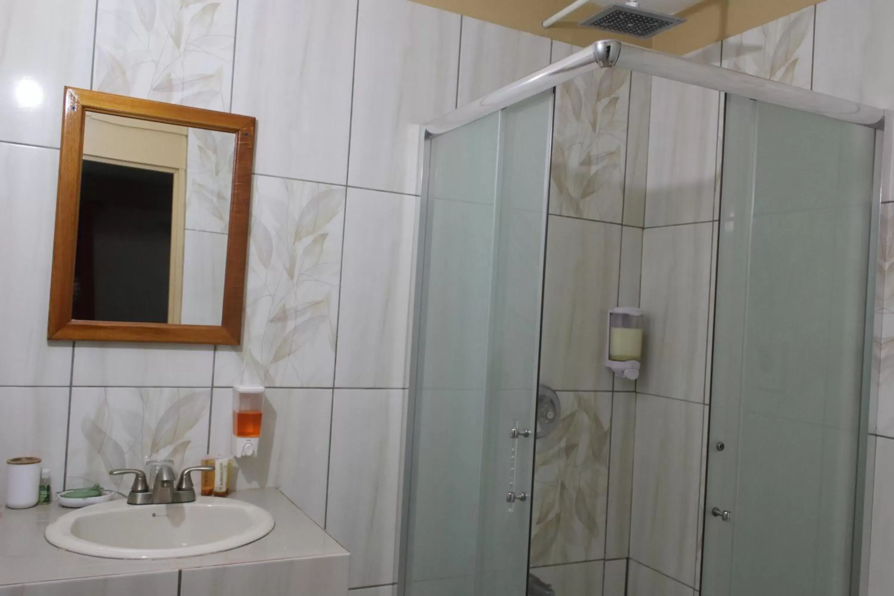 Double Room with Mountain View in Matthew's Miracle View Double Room with Mountain View in Matthew's Miracle View