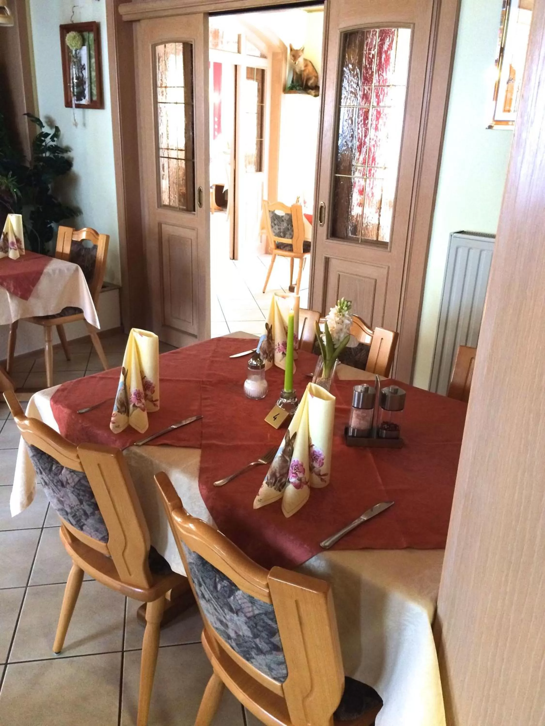 Restaurant/places to eat in Hotel Sonnental