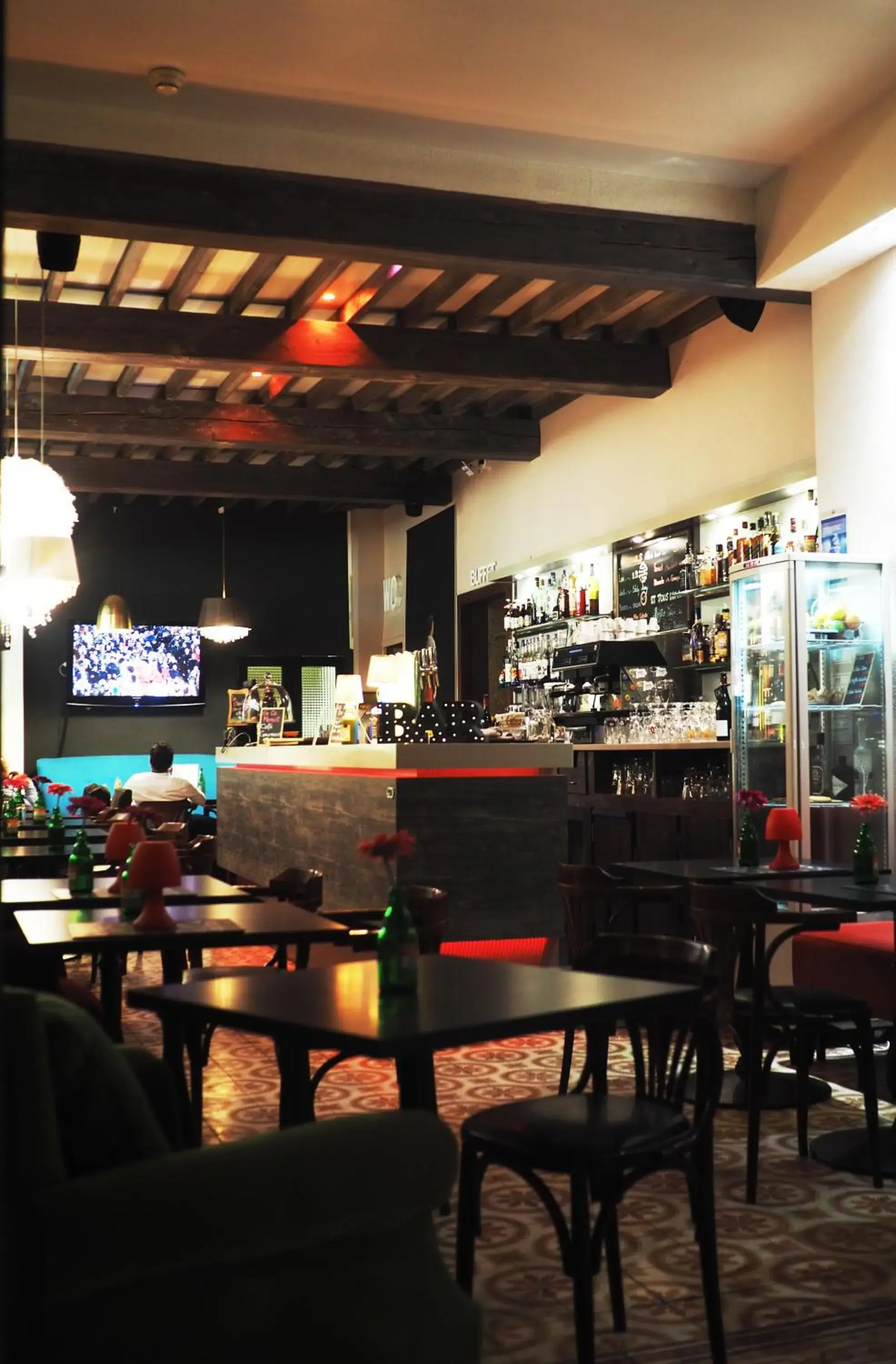 Lounge or bar, Restaurant/Places to Eat in Hôtel Le Glacier